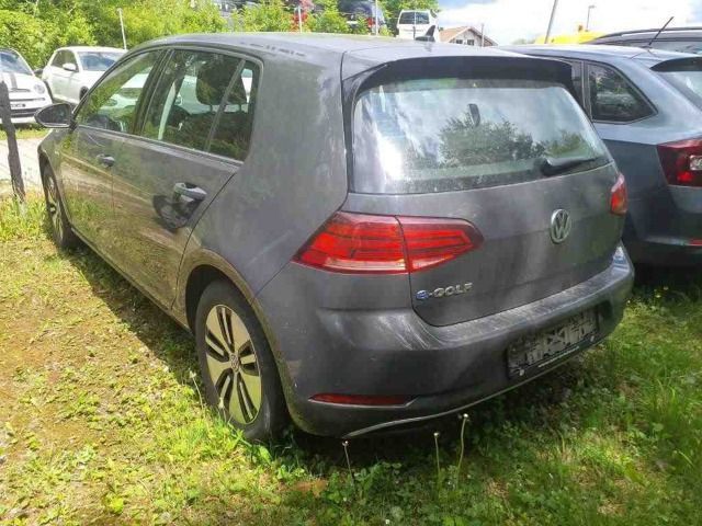 Volkswagen Golf VII e-Golf - Samsaru's Car Outlet
