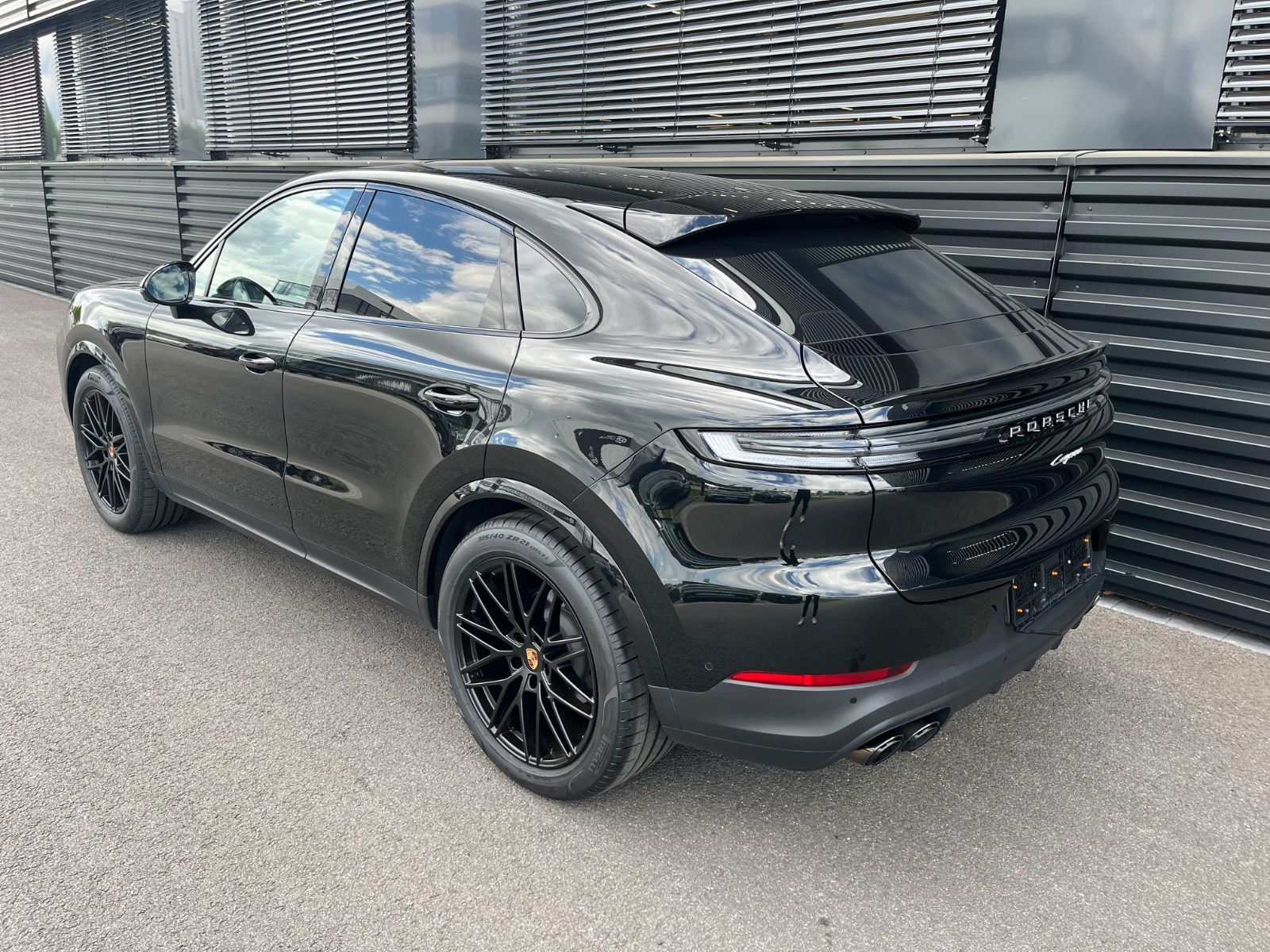 Porsche Cayenne Coupe-BOSE-LUFT-BOSE-ABGAS