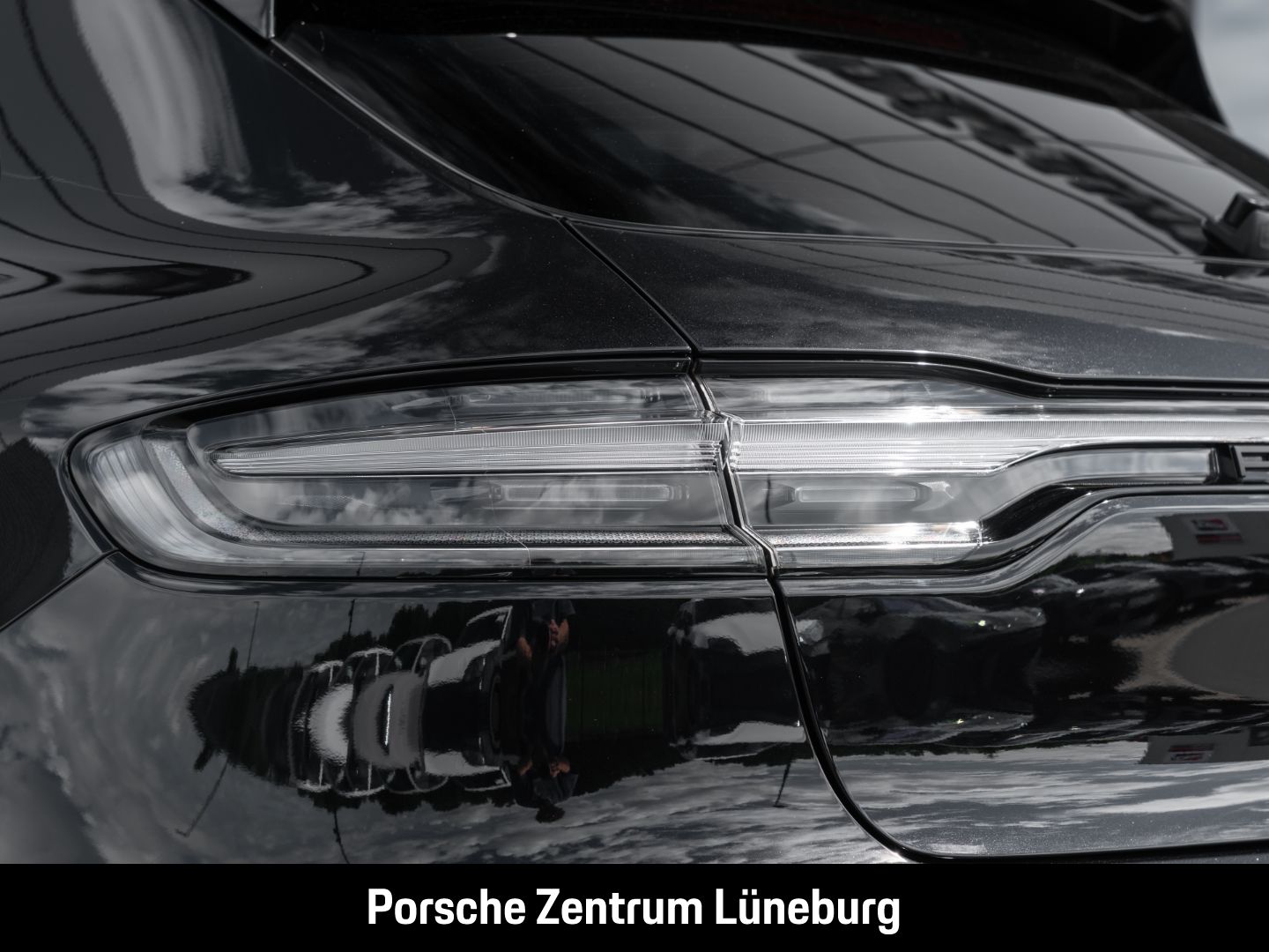 Porsche Macan GTS - Samsaru's Car Outlet