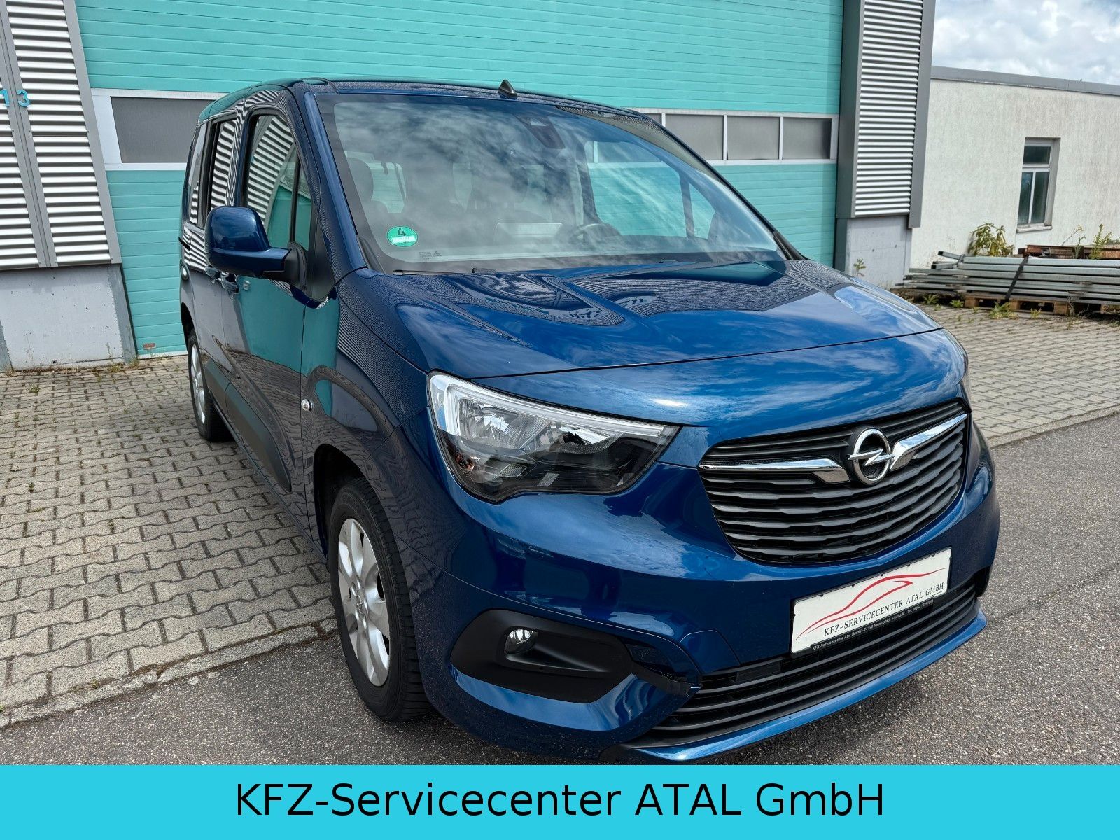 Opel Combo Life Elegance - Samsaru's Car Outlet