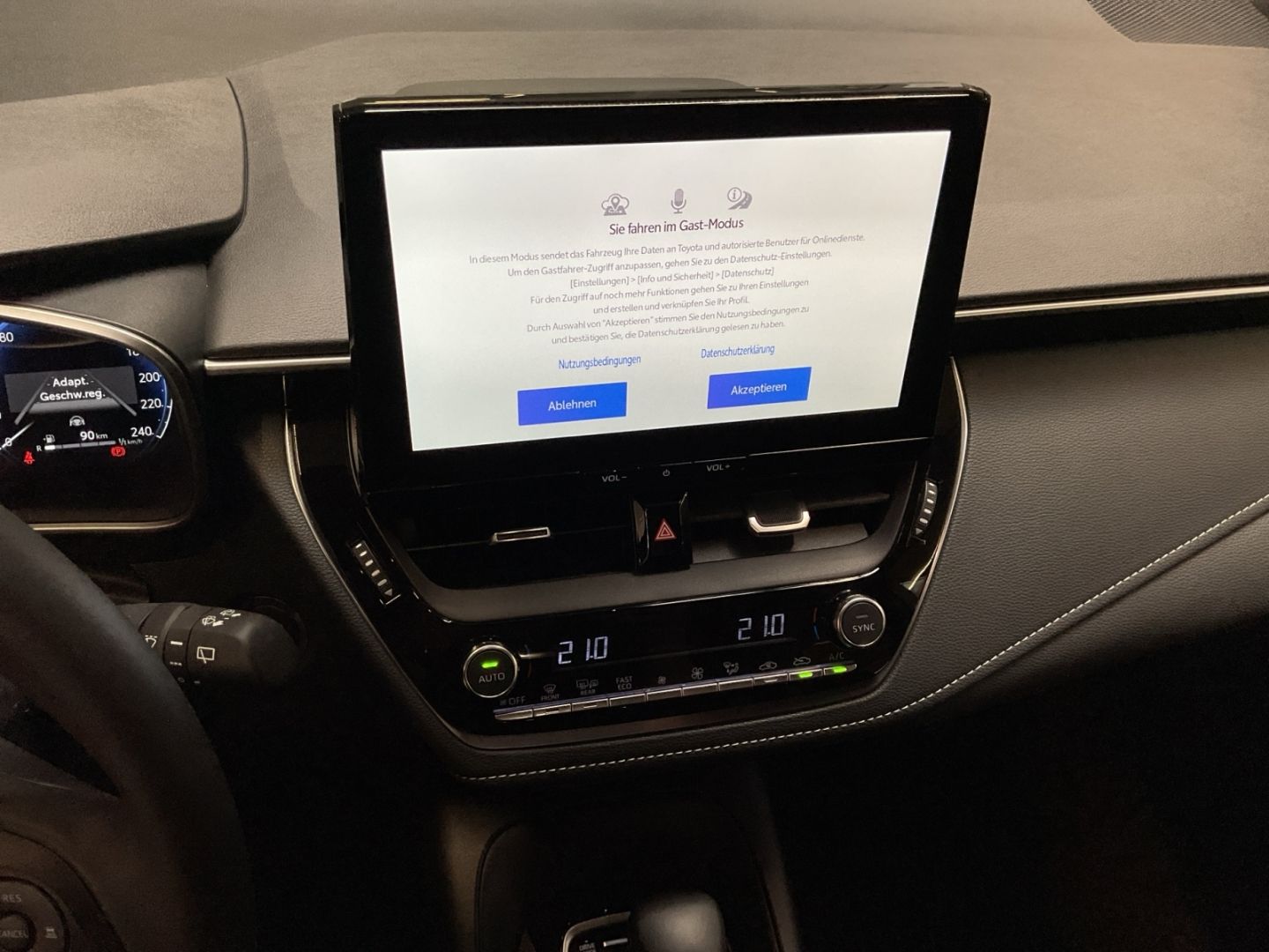 Toyota Corolla 1.8 Hybrid Comfort *LED*CAM*ACC*CarPlay*