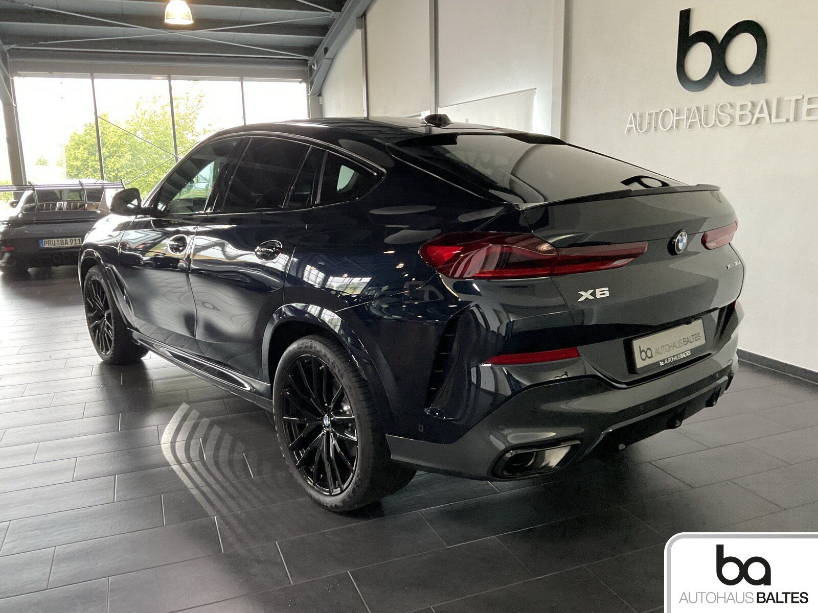 BMW X6 xDrive 30d M Sport 22"/Pano/HK/DrivPro/Luft/A