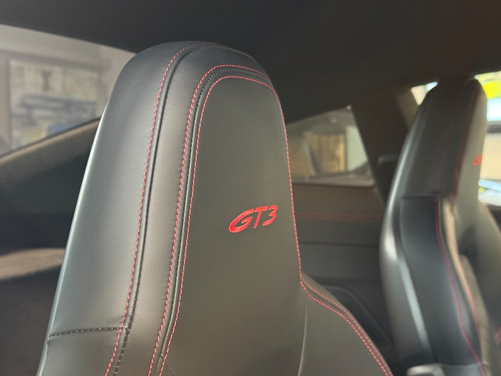 Porsche 911 GT3 - Samsaru's Car Outlet