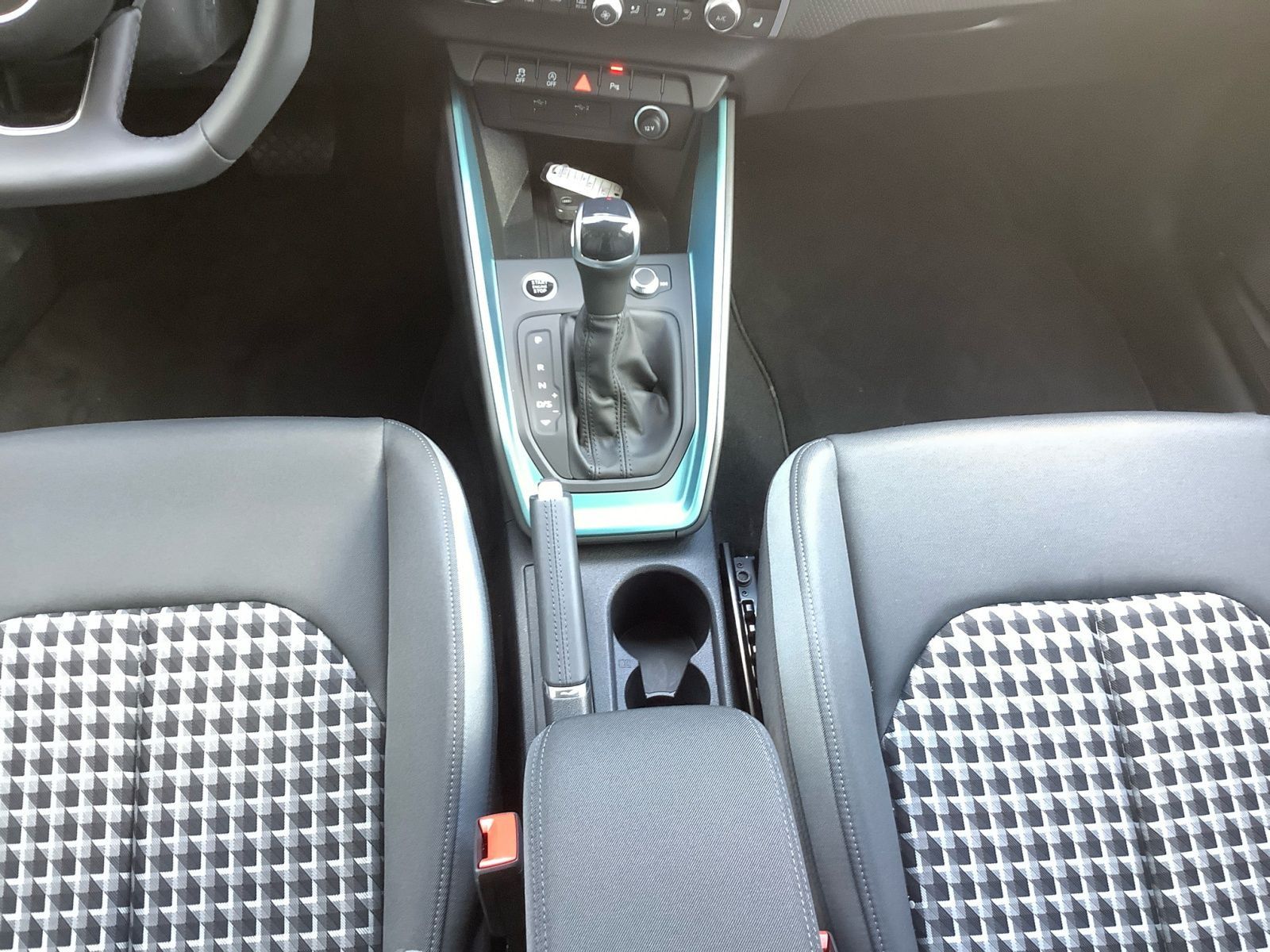 Audi A1 allstreet 30 TFSI S-Tronic - Samsaru's Car Outlet