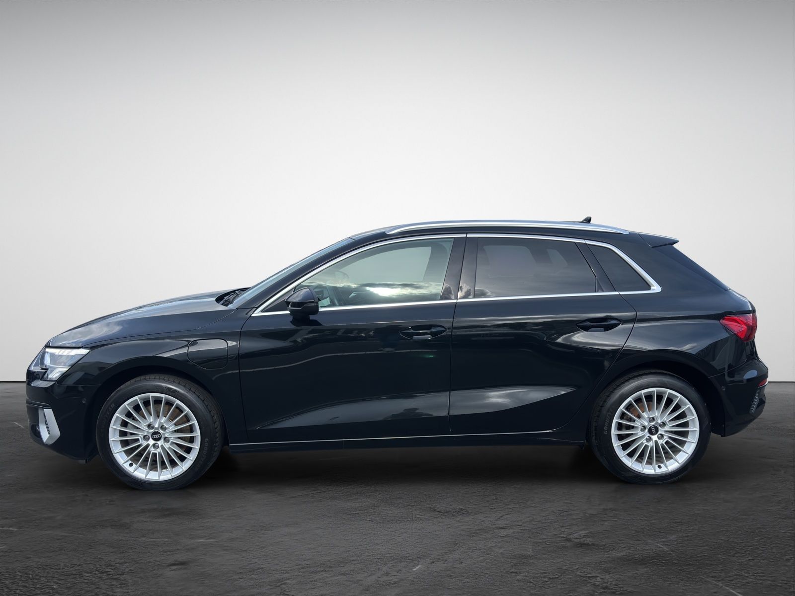 Audi A3 Sportback 40 TFSI e S tronic advanced  AHK LE