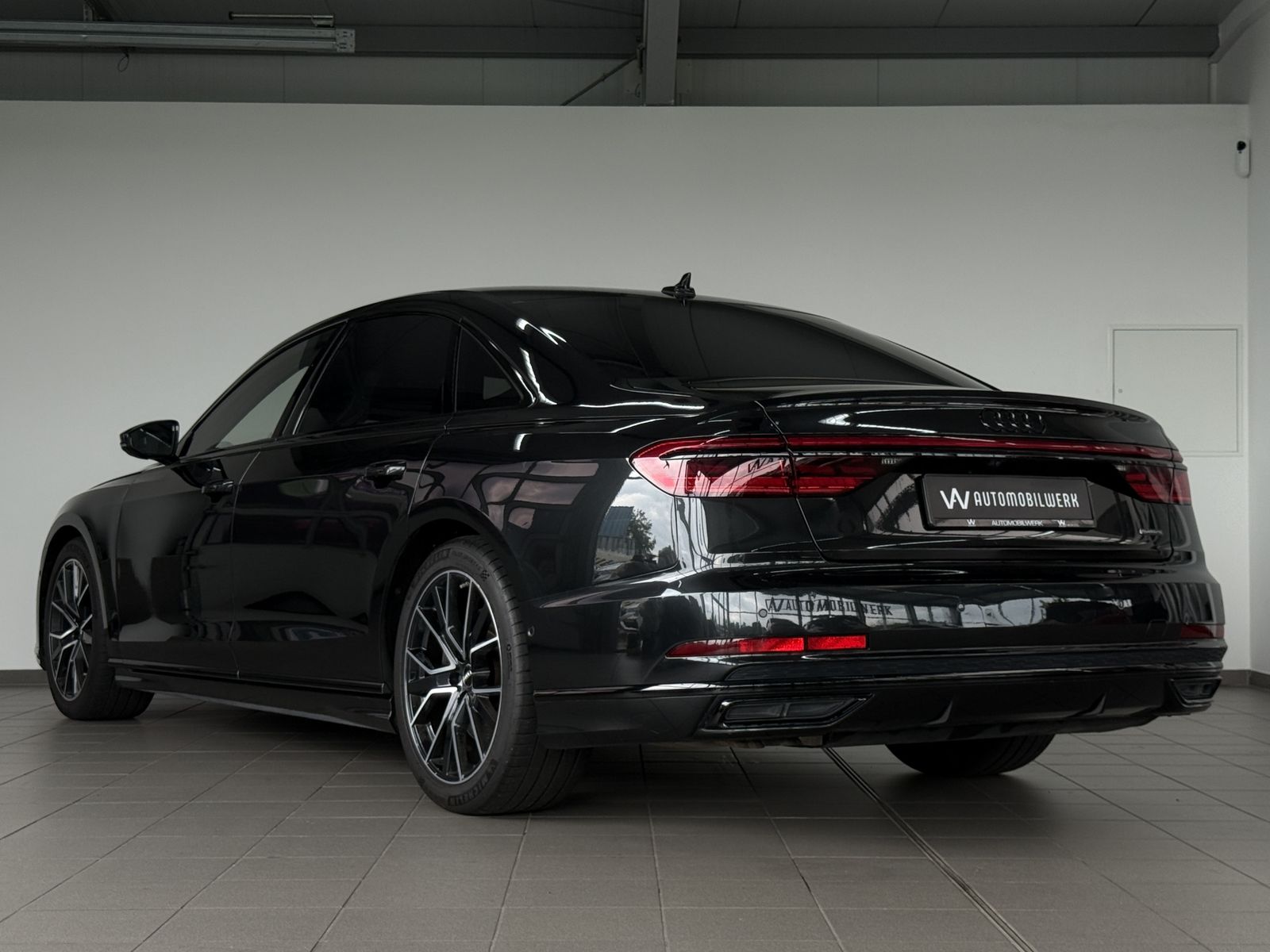 Audi A8 60 TDI L S-Line - Samsaru's Car Outlet