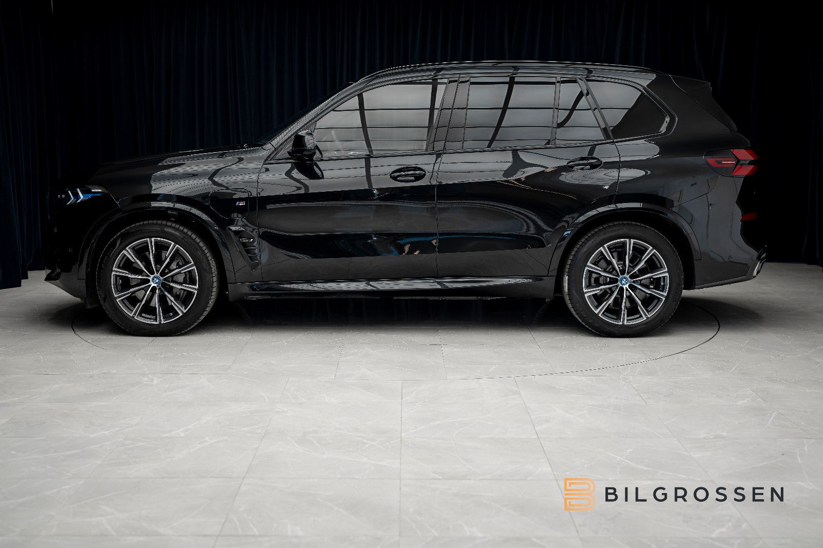 BMW X5 xDrive50e M Sport Inno B&W Pano HUD 360 TOW