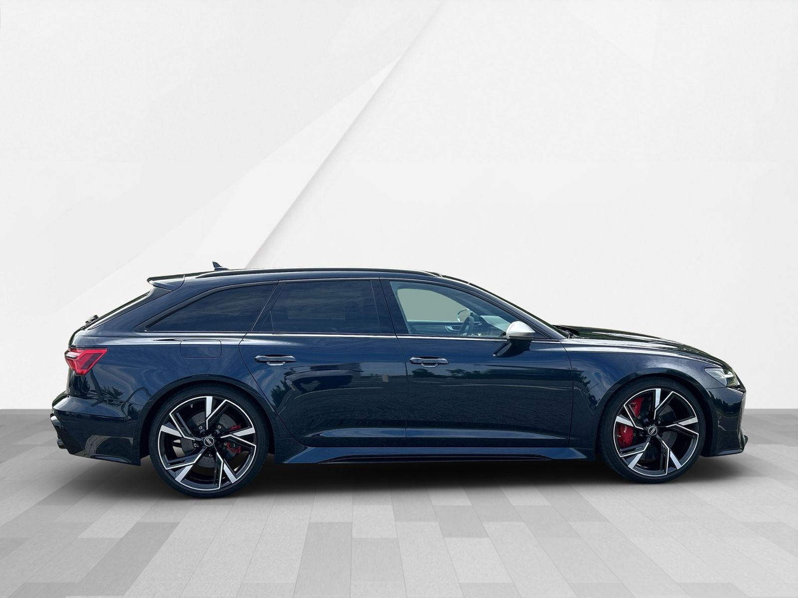Audi RS6 Avant 4.0 TFSI quattro KERAMIK+MATRIX+B&O+PA