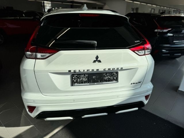 Mitsubishi Eclipse Cross Plus Select Black Hybrid 4WD 2.4 M