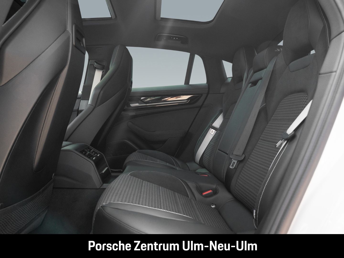 Porsche Panamera 4 E-Hybrid BOSE Sportabgasanlage LED