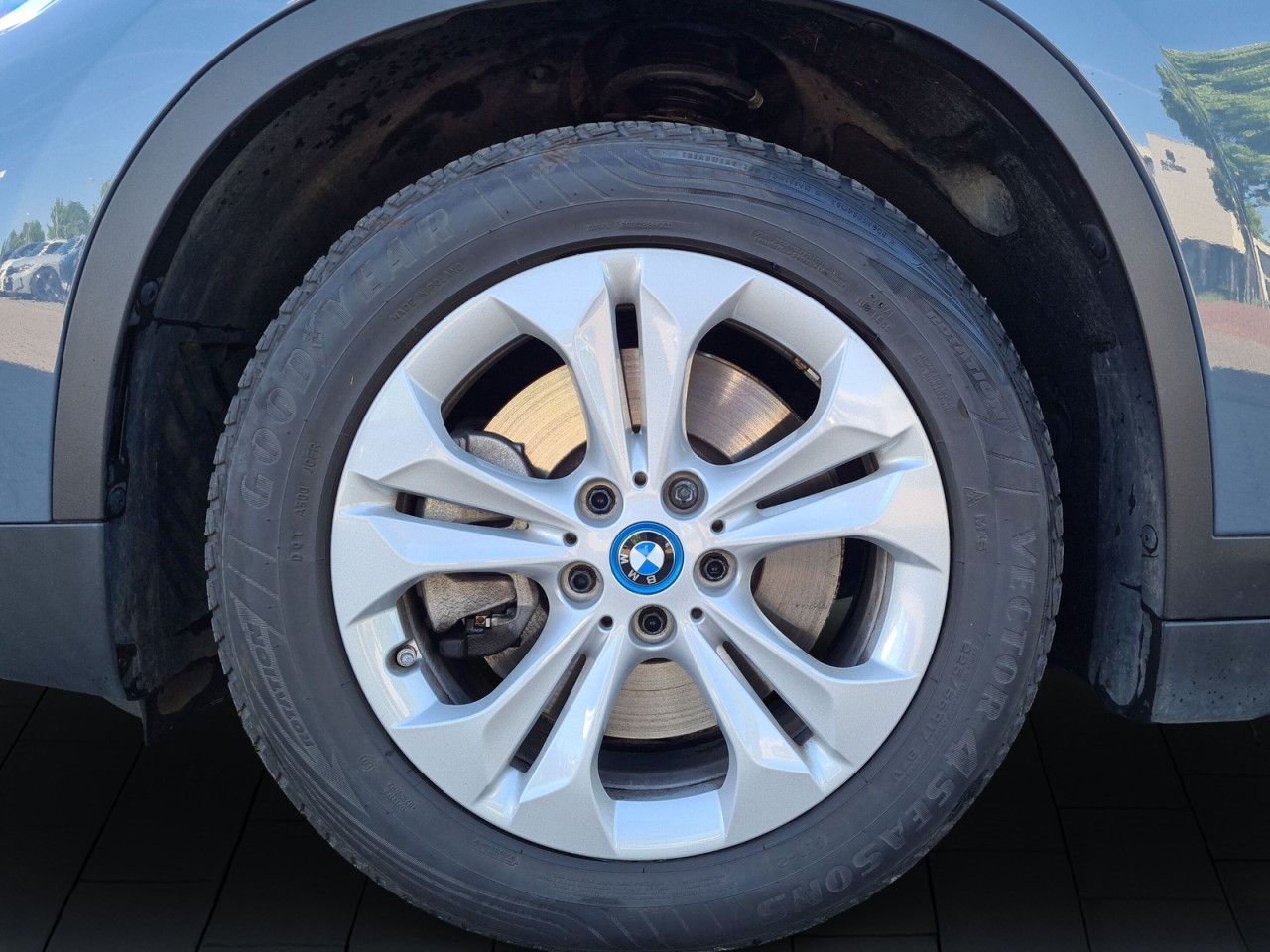 BMW X1 xDrive25e Advantage - Samsaru's Car Outlet