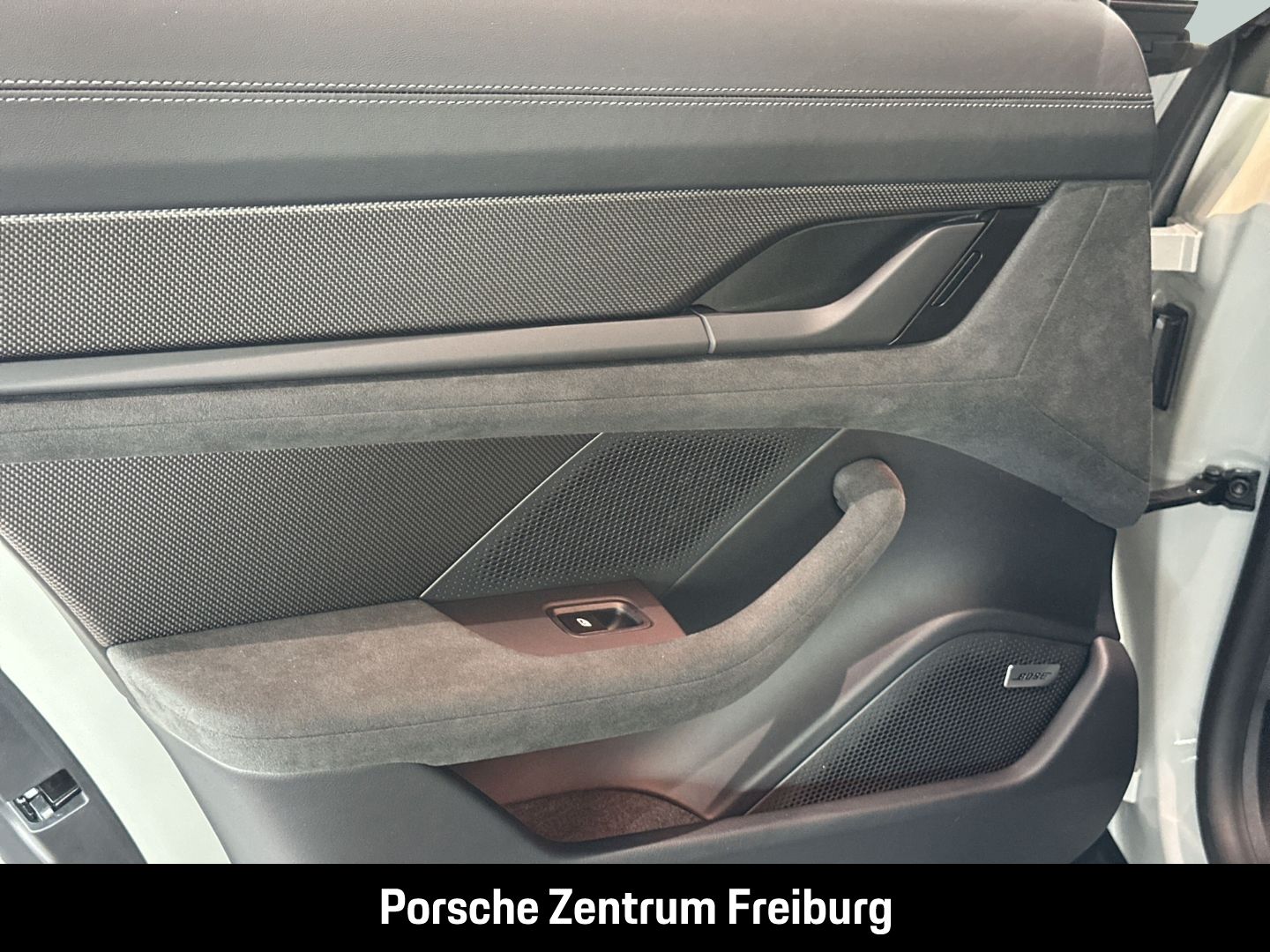 Porsche Taycan GTS Sport Turismo BOSE Abstandstempomat