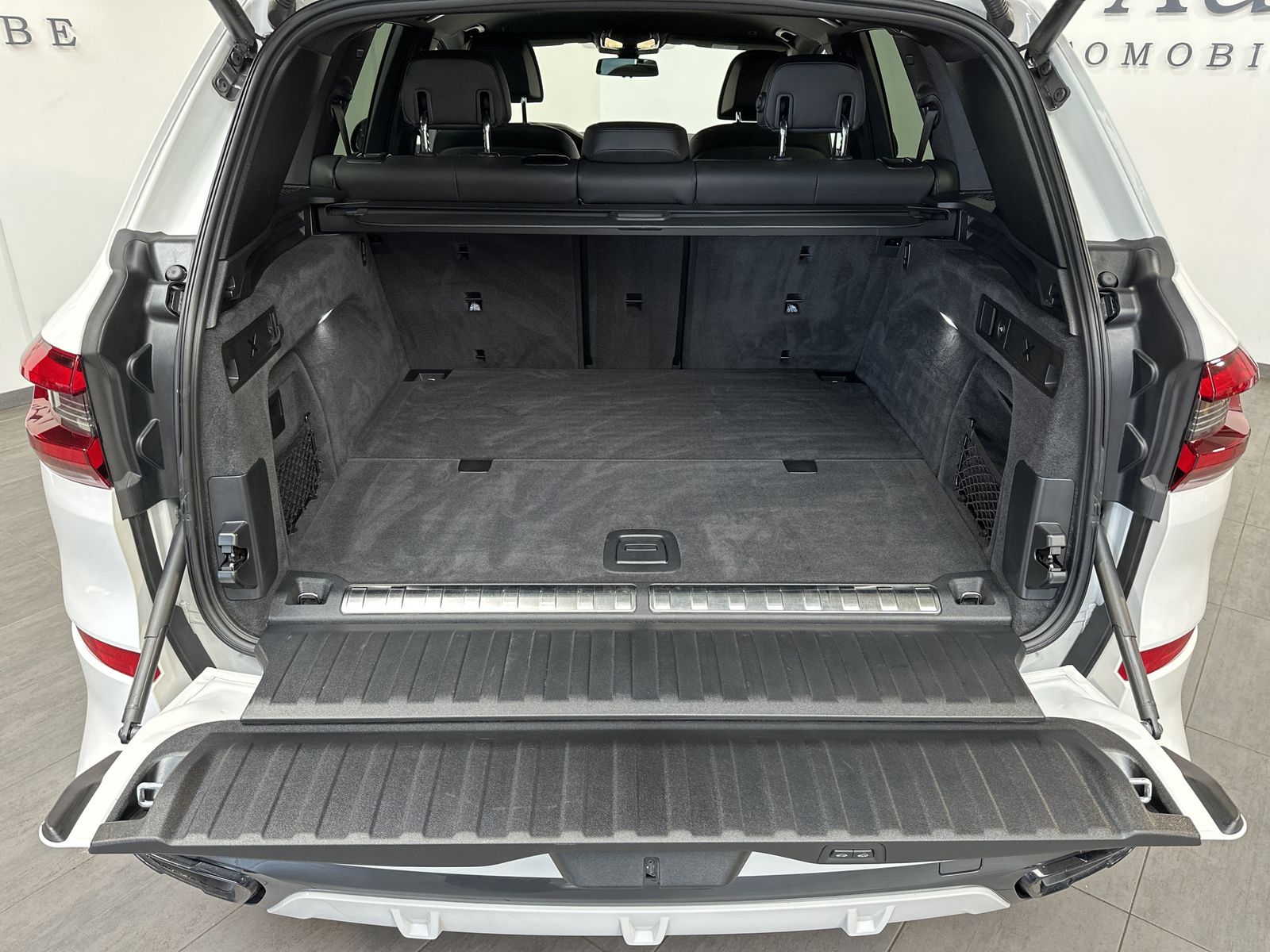 BMW X5 xDrive45e M-Sport NAV+LASER+AHK+ACC+360°+22ZO