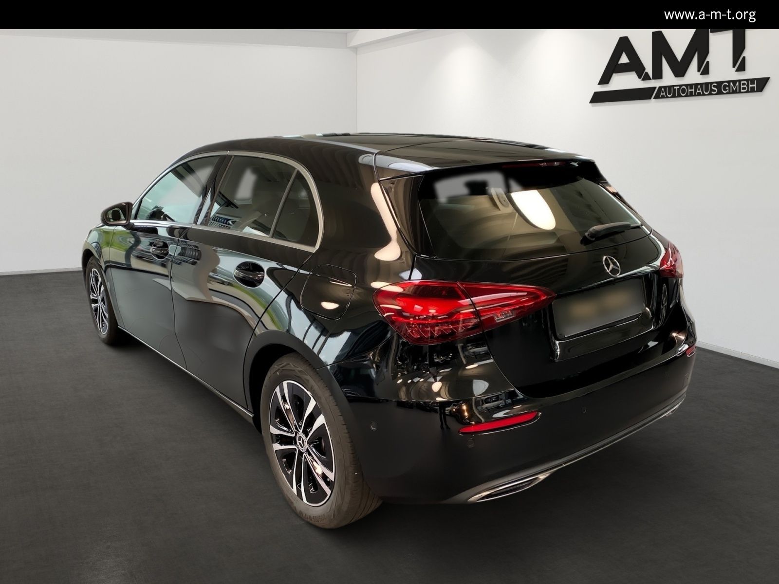 Mercedes-Benz A 200 Progressive Line - Samsaru's Car Outlet