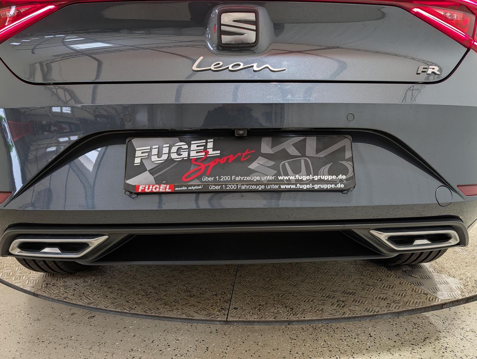 Seat Leon 1.5 eTSI DSG FR AHZV|Winter|Navi|AHK|ACC|RF