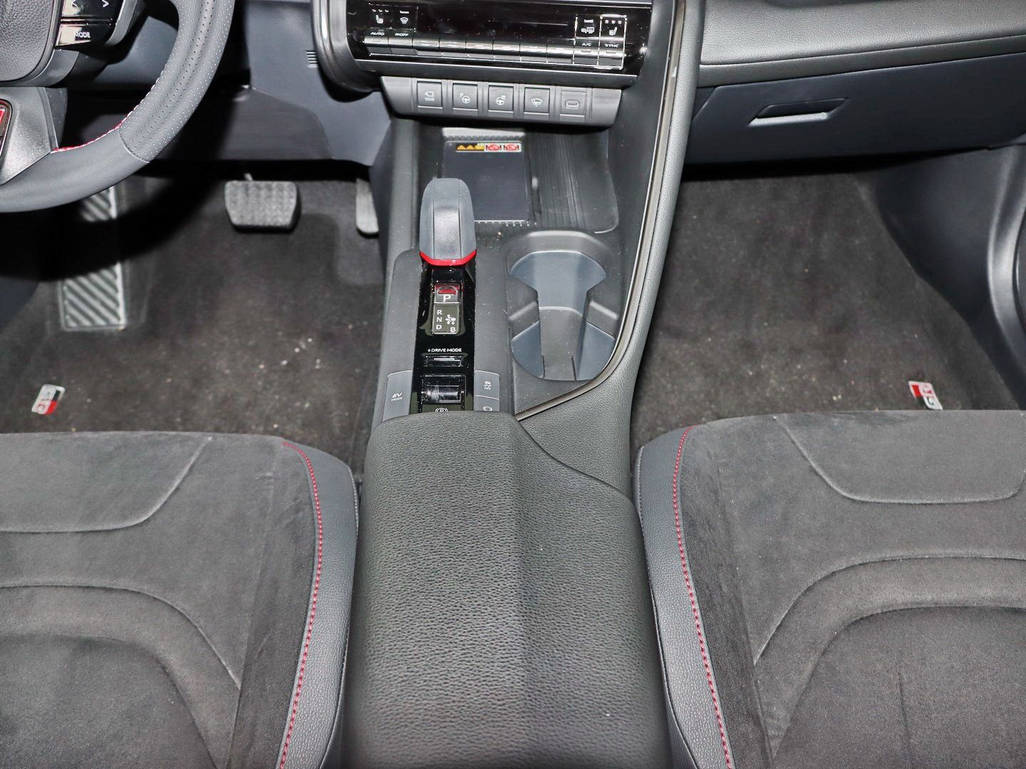 Toyota C-HR GR SPORT - Samsaru's Car Outlet