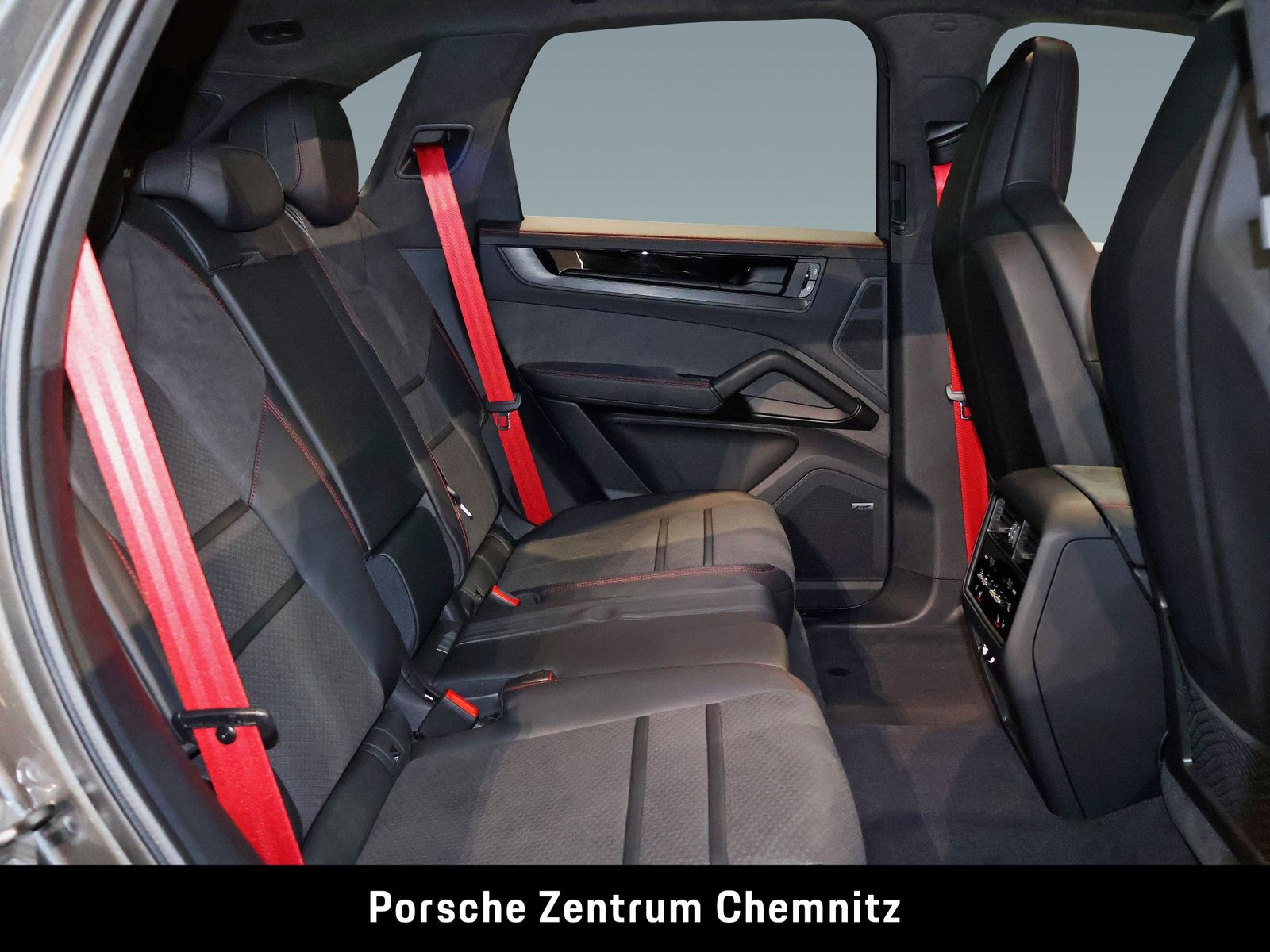 Porsche Cayenne GTS Head-Up;AHZV;Chrono;Standhzg.