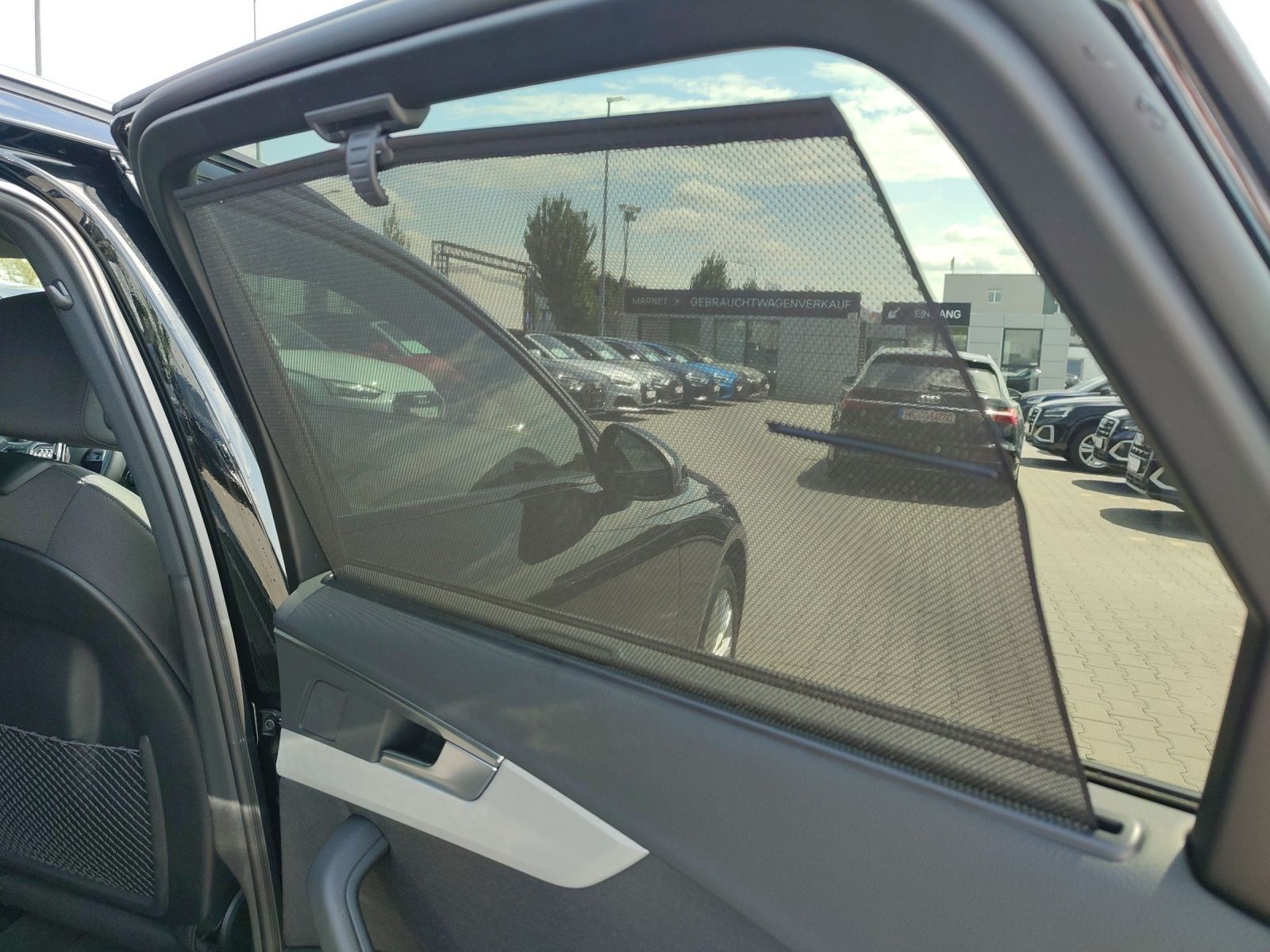 Audi A4 Avant Advanced 40 TFSI - Samsaru's Car Outlet