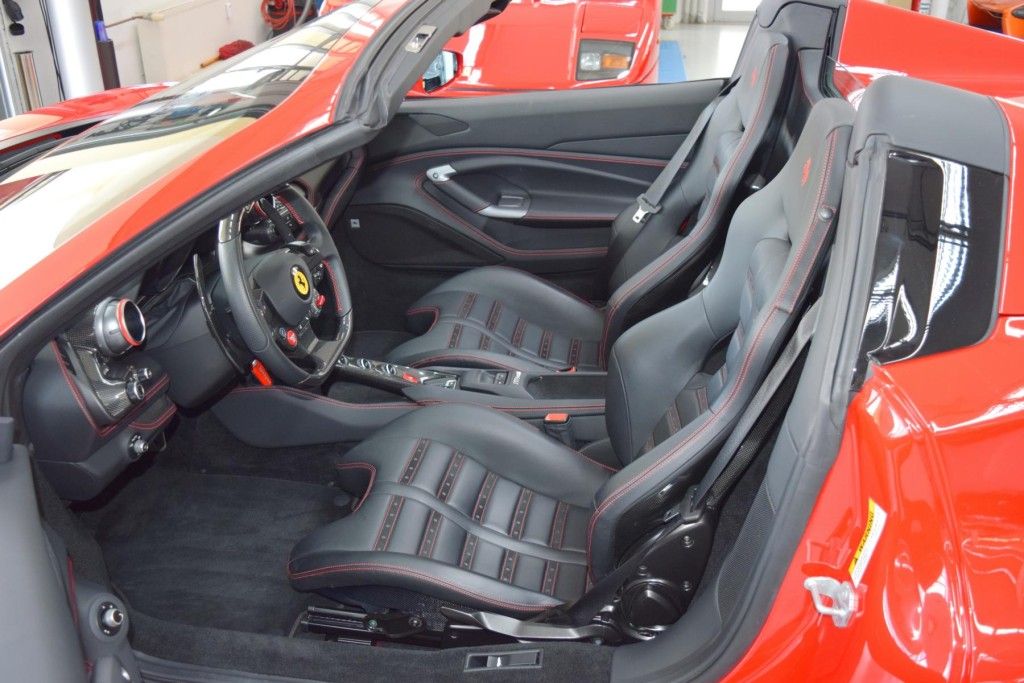 Ferrari F8 Spider - Samsaru's Car Outlet