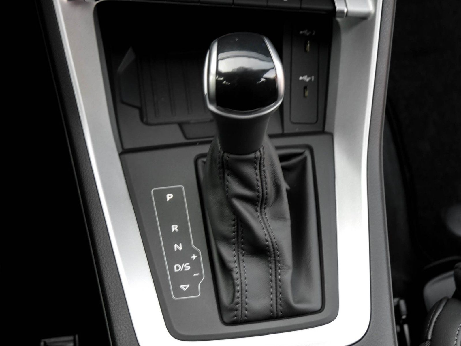 Audi Q3 Sportback 40 quattro S LINE - Samsaru's Car Outlet