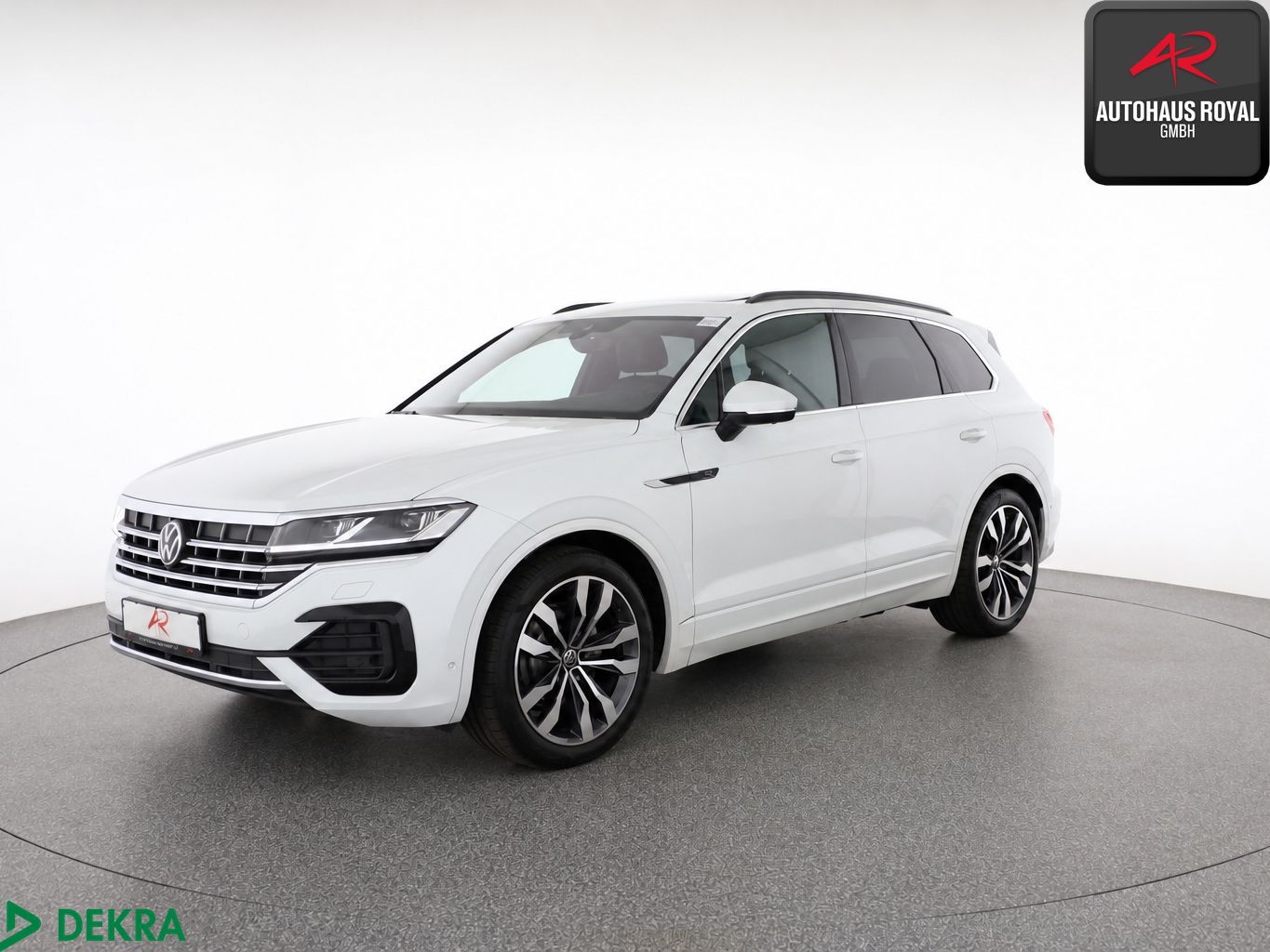 Volkswagen Touareg 3.0 TDI 4M R LINE STANDHZ,DYNAUDIO,360°