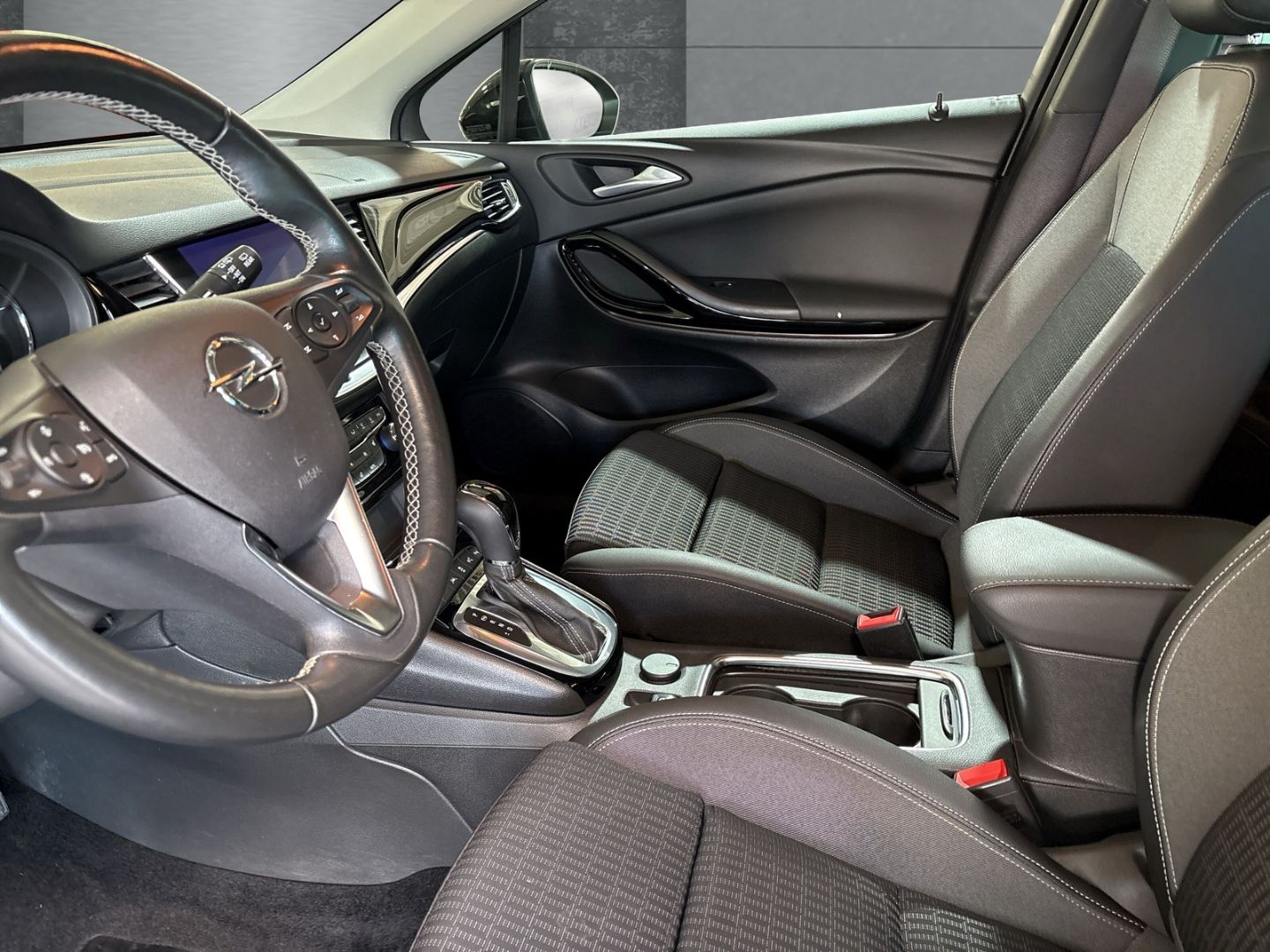 Opel Astra Elegance - Samsaru's Car Outlet