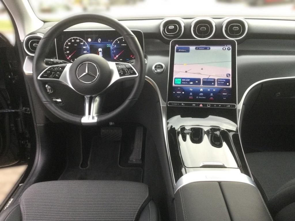 Mercedes-Benz GLC 200 4MATIC Avantgarde - Samsaru's Car Outlet