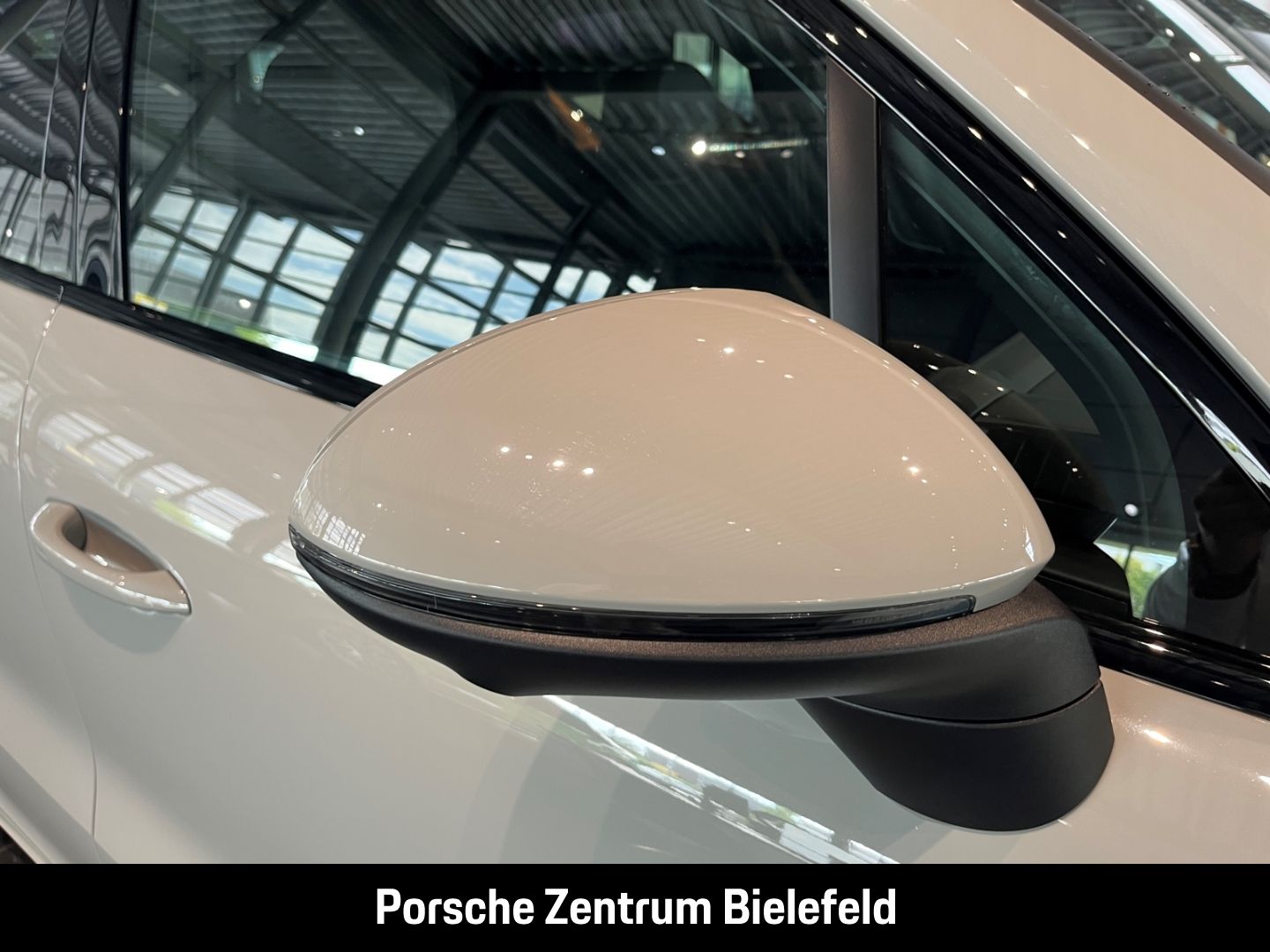 Porsche Cayenne BOSE Sportabgasanlage Panoramadach LED