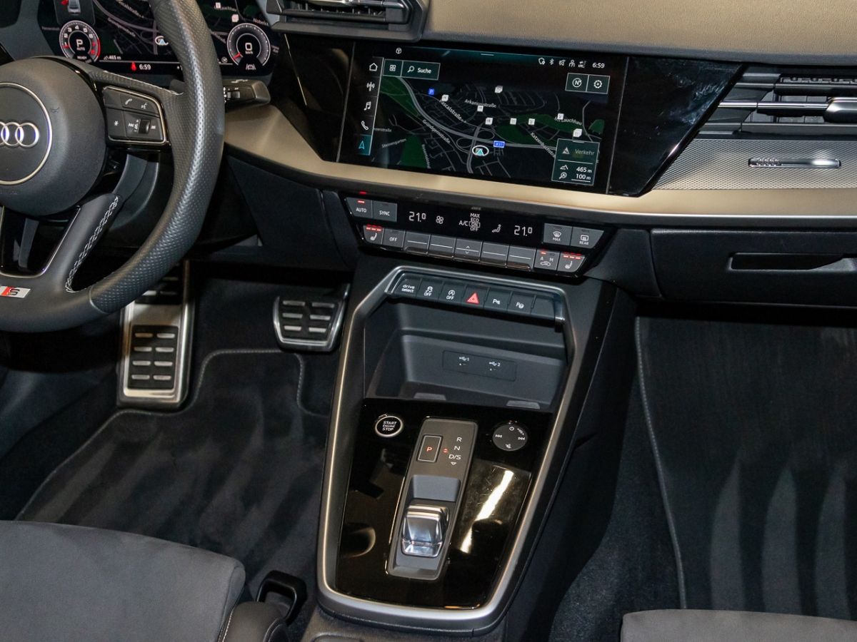 Audi A3 Lim 35 TFSI S line - Samsaru's Car Outlet