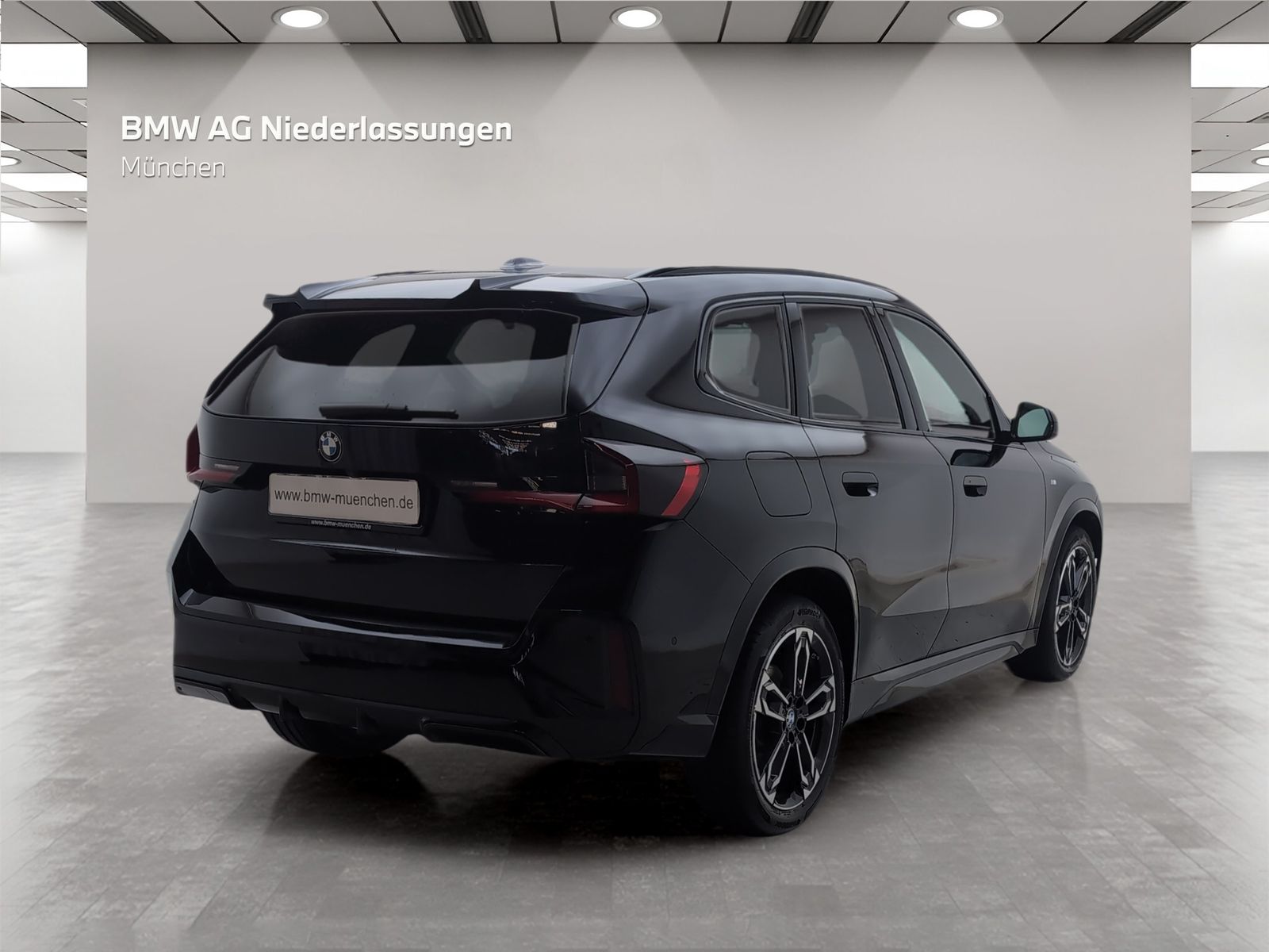 BMW X1 xDrive23d M Sport - Samsaru's Car Outlet