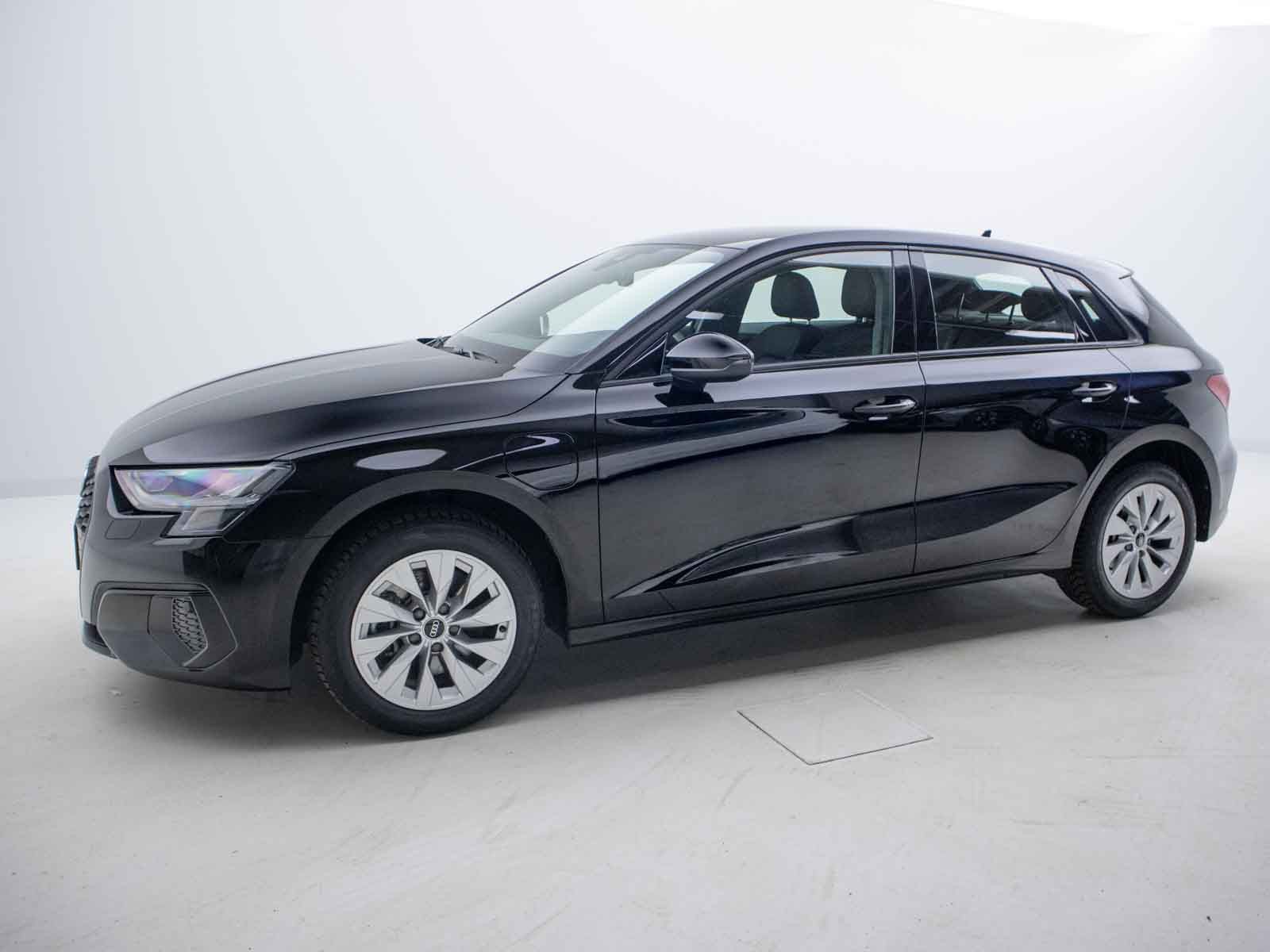 Audi A3 Sportback 40 TFSI e S-TRO*LED*DAB*PDC*ACC*USB