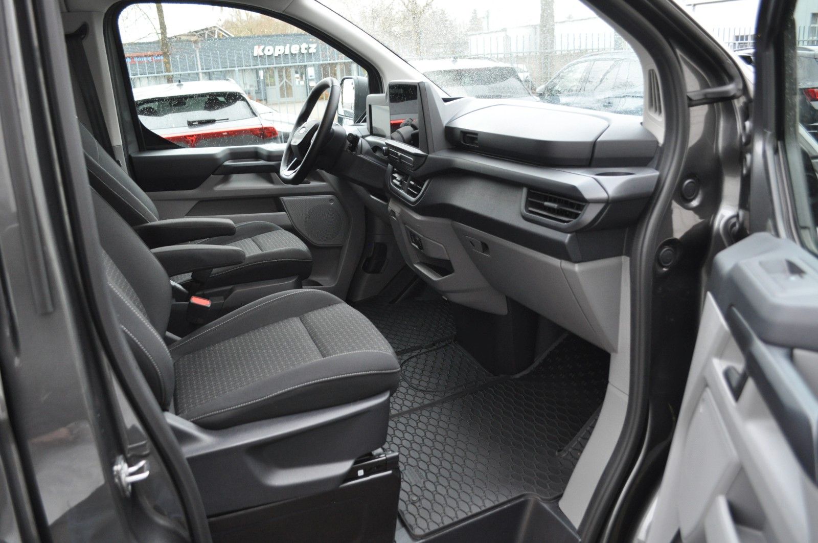 Ford Transit Custom Kombi 320 L2 FWD TREND/AUT/ALU