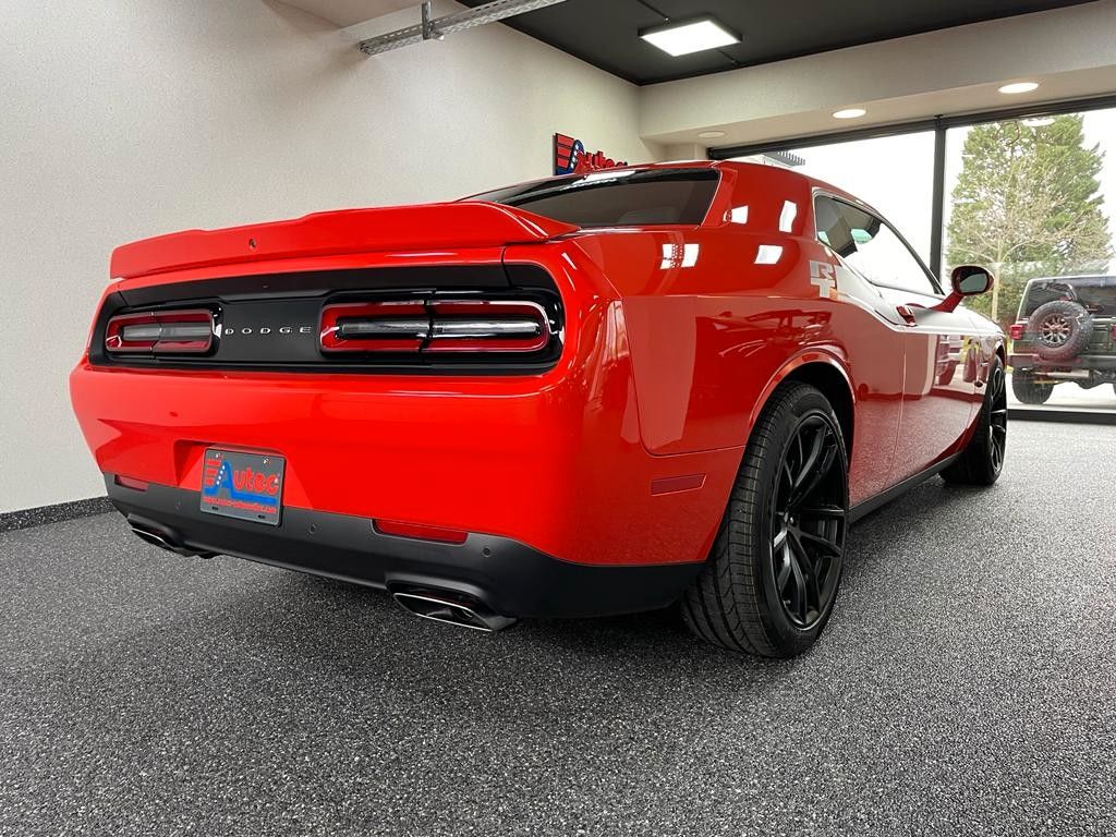 Dodge CHALLENGER  R/T-5.7L-V8 HEMi AUS 1. HAND