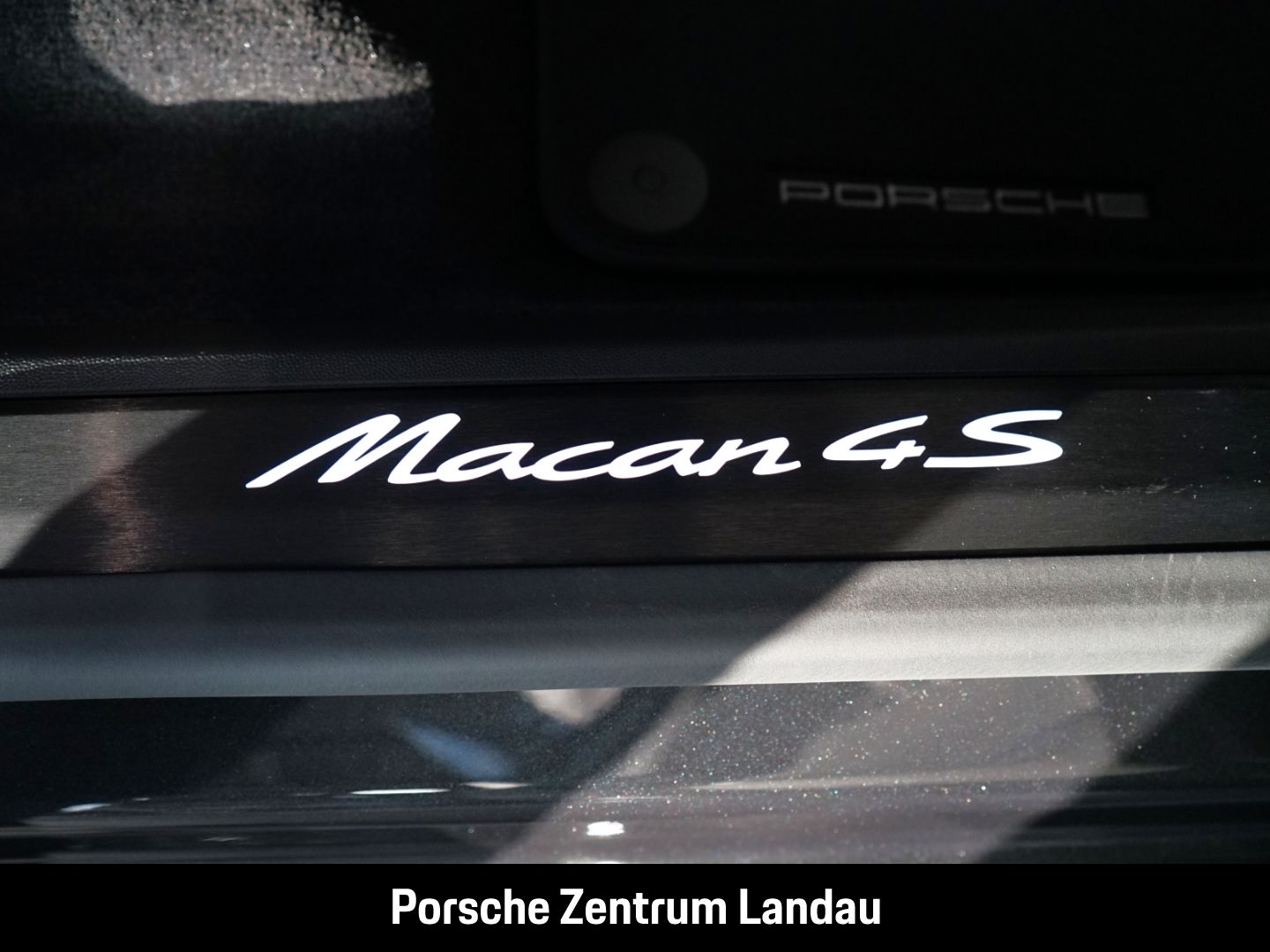 Porsche Macan 4S Burmester HA-Lenkung InnoDrive Head-Up
