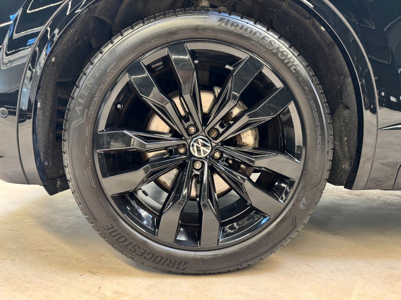Volkswagen TOUAREG R-LINE 4M. 3.0TDI*LUFTFEDER*PANO*STDHZ