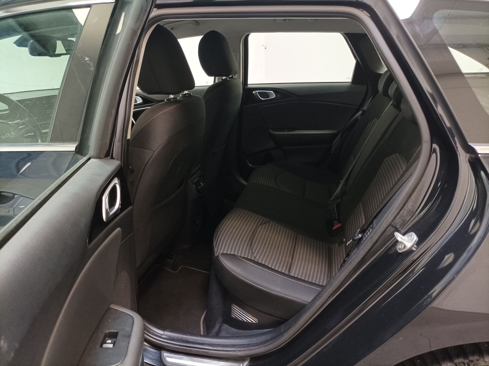 Kia Ceed 1.6 Vision - Samsaru's Car Outlet