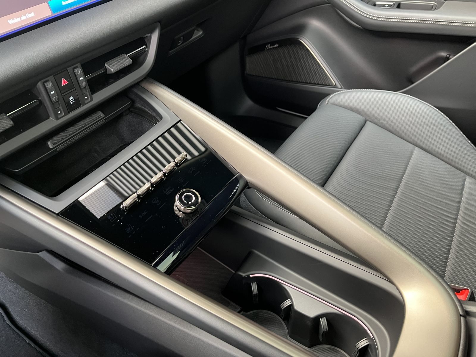 Porsche Macan Turbo Pano.,SportChrono,Burmester,Privacy,