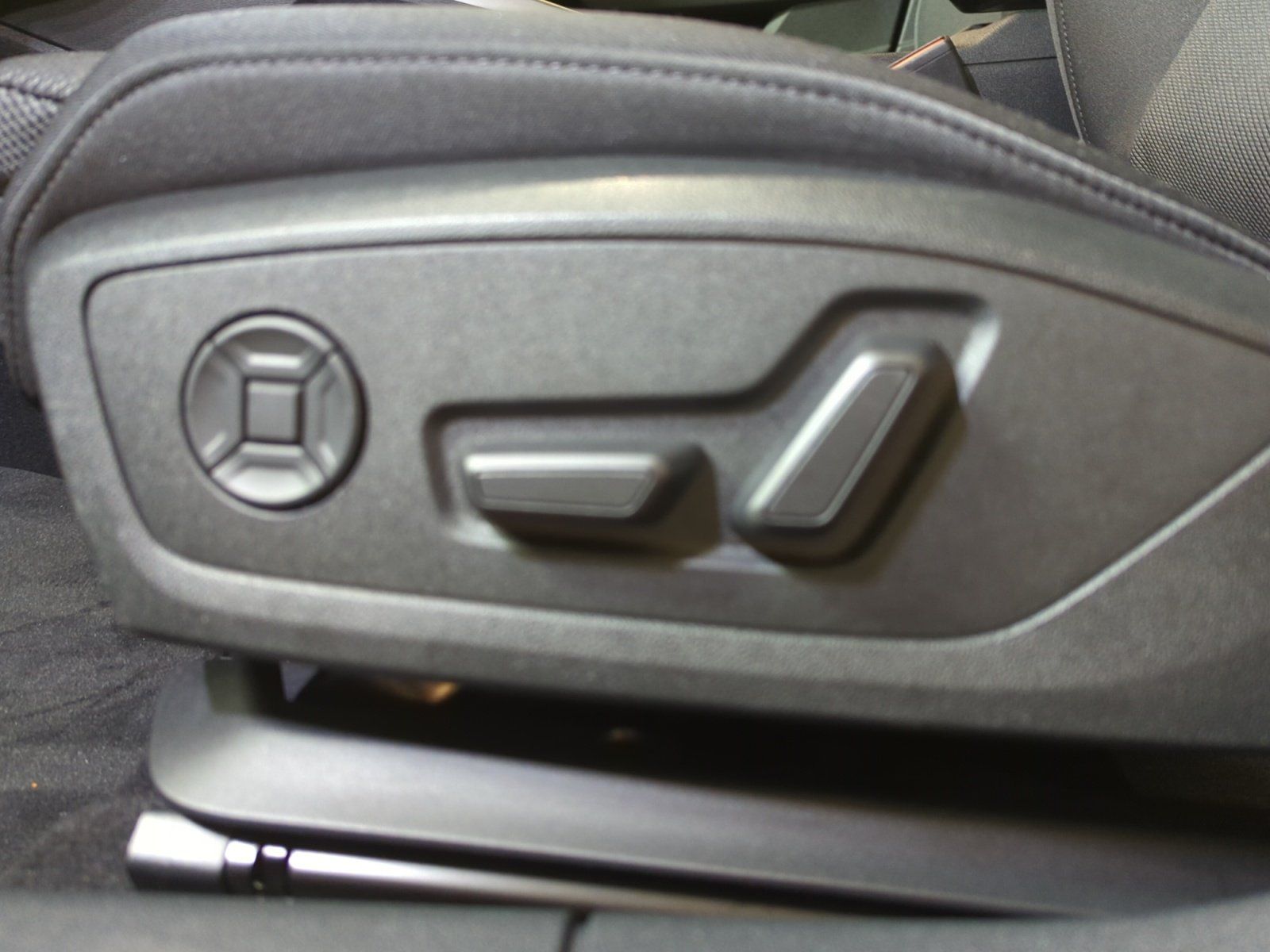 Audi A3 35 TFSI Sportback S tronic basis LED NAVI B&O