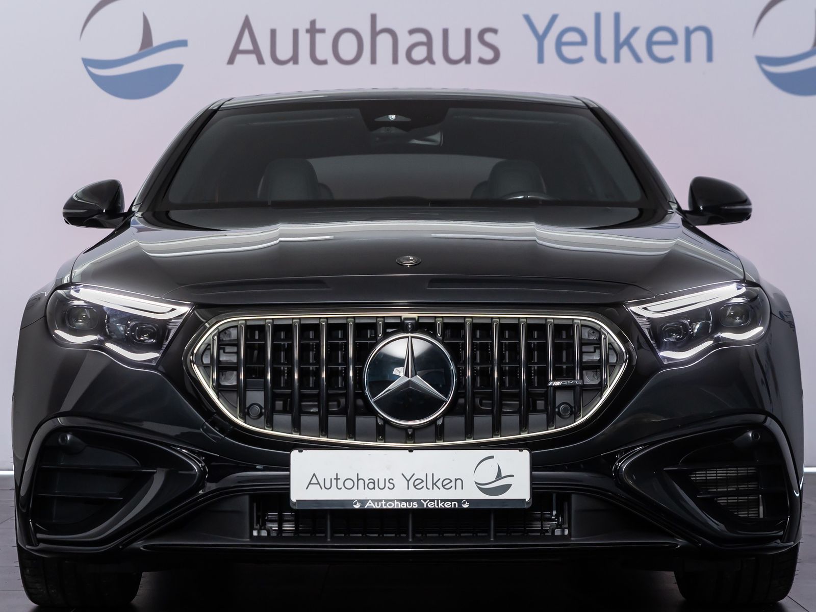 Mercedes-Benz E 53 AMG - Samsaru's Car Outlet