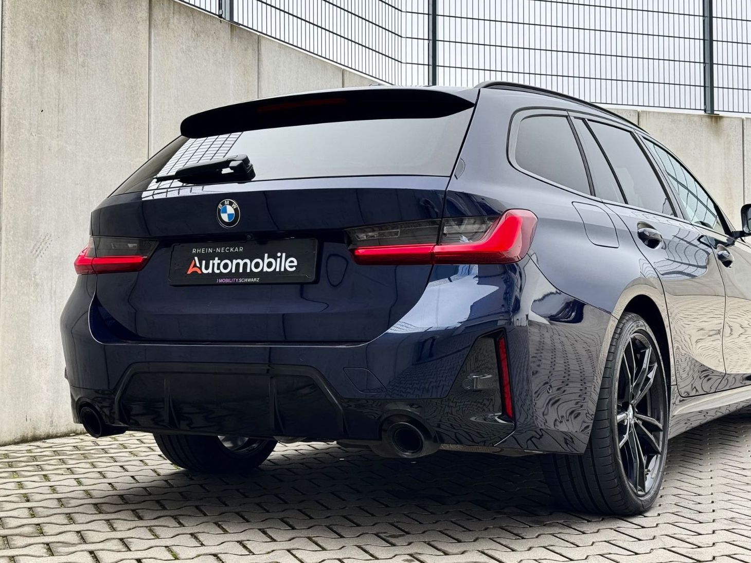 BMW 320d xD MSport/M-Sitze/AdapFahr/Pano/H&K/UVP86T€