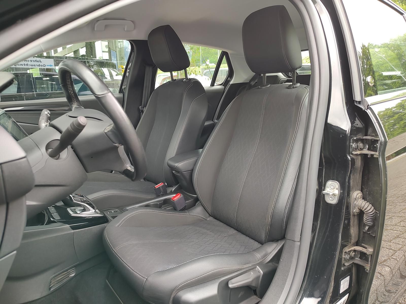 Opel Corsa F e Elegance - Samsaru's Car Outlet