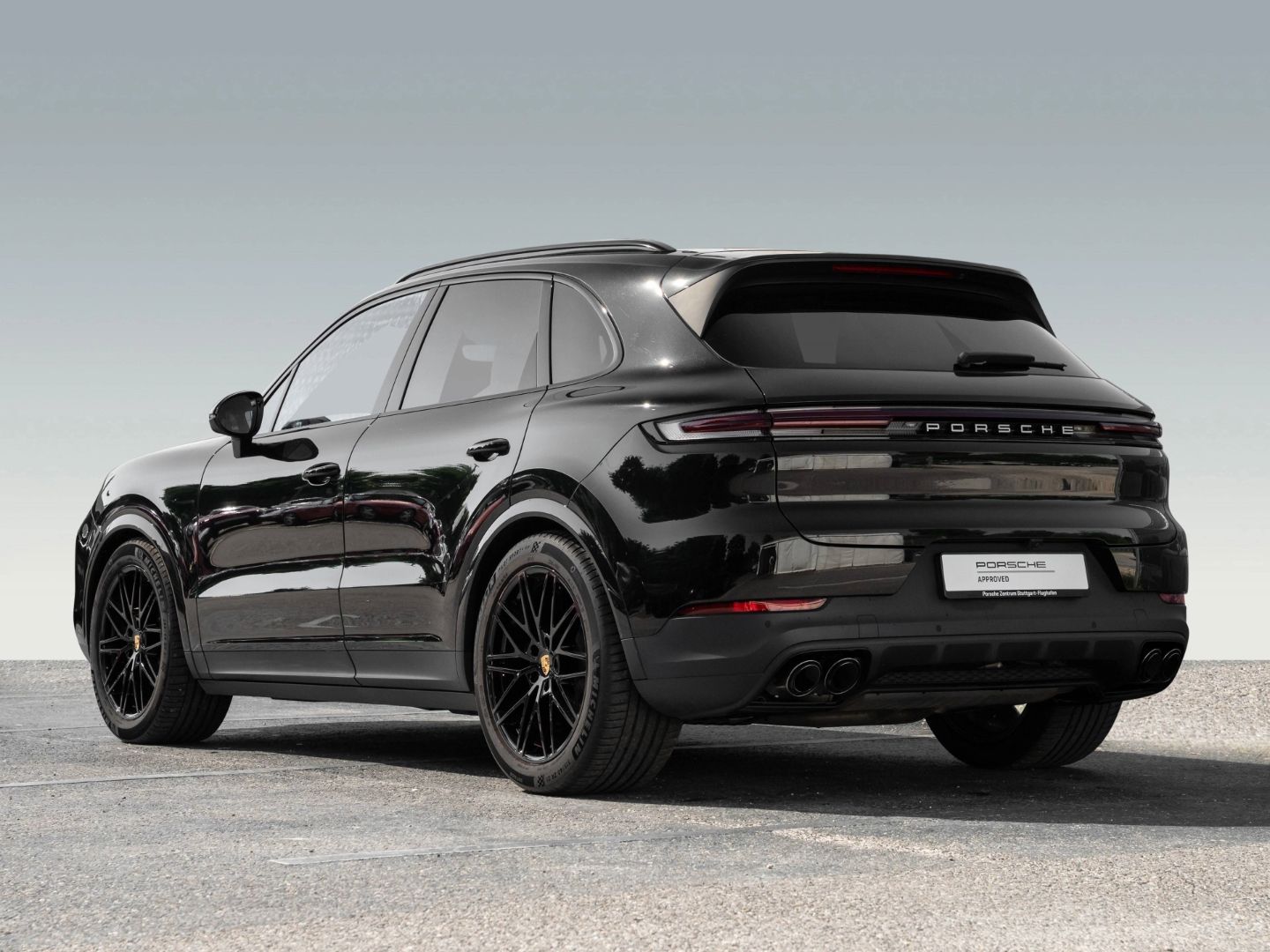 Porsche Cayenne 18 Wege Sitze AHK Pano 21 Zoll 90l Tank