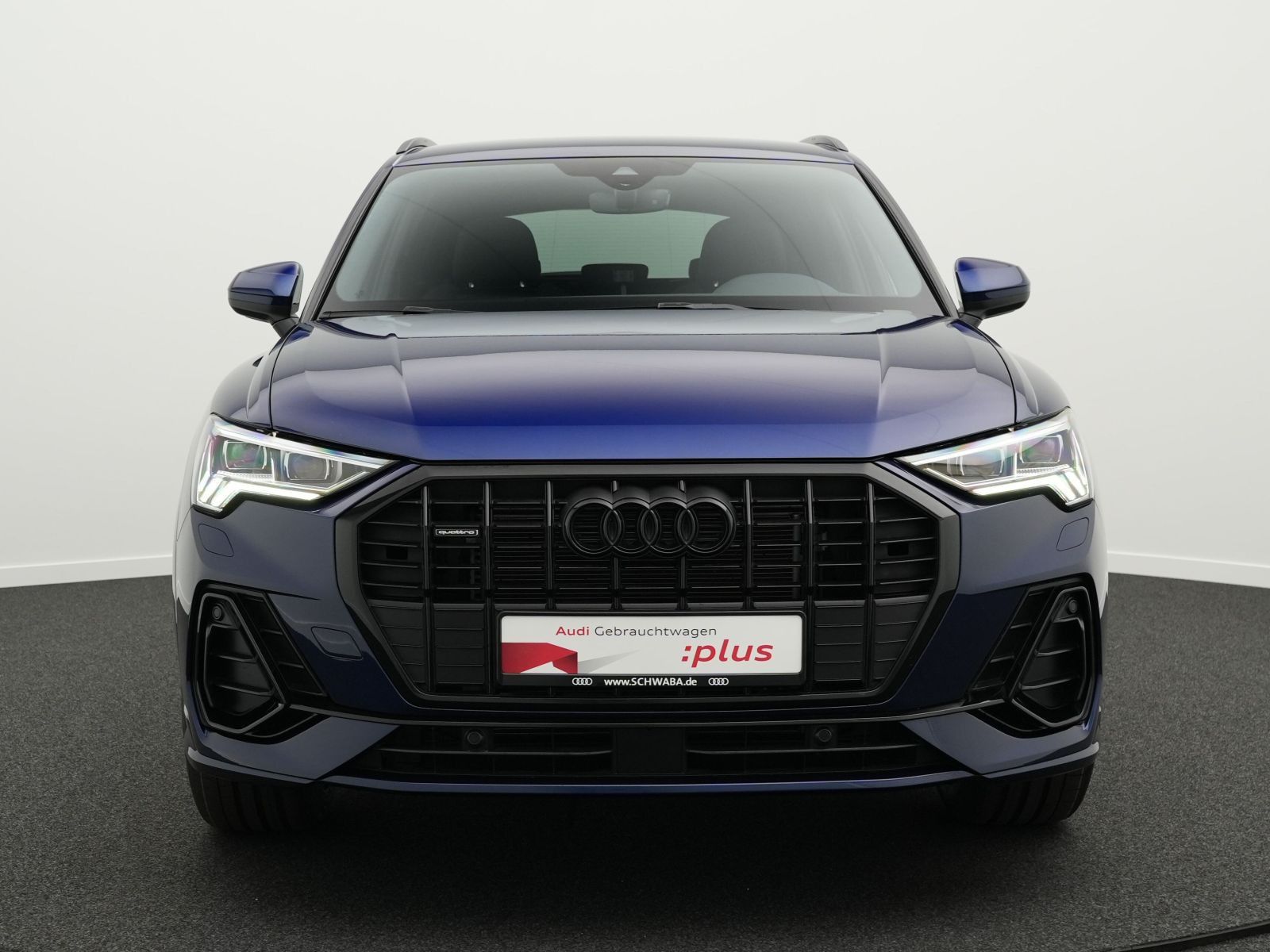 Audi Q3 40 TFSI quattro S line - Samsaru's Car Outlet