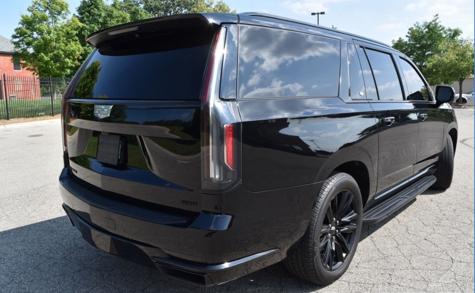 Cadillac PREMIUM*SPORT*LONG*6.2 V8*LED*AHK*NAVI*7 SITZER