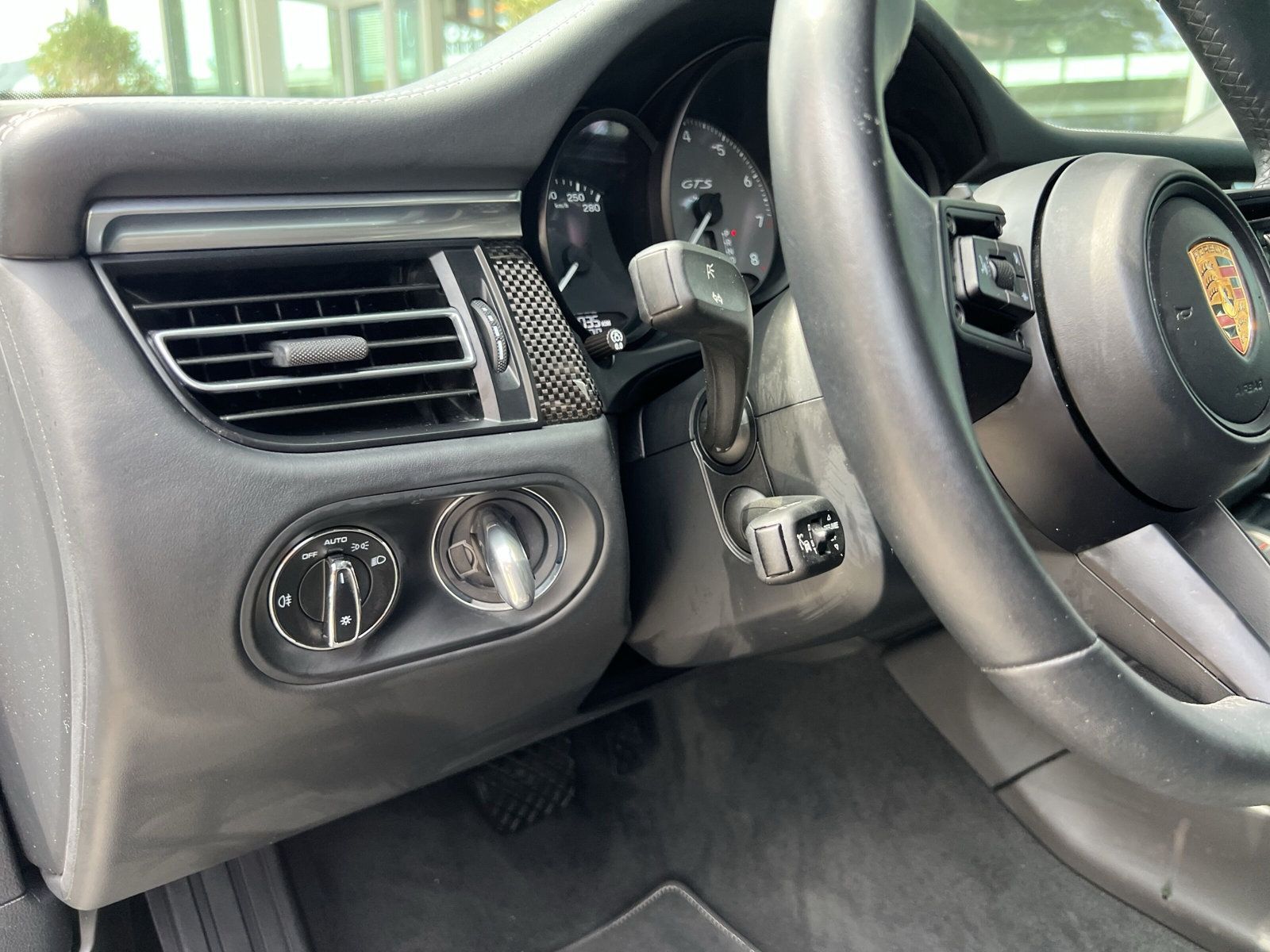 Porsche Macan GTS - Samsaru's Car Outlet