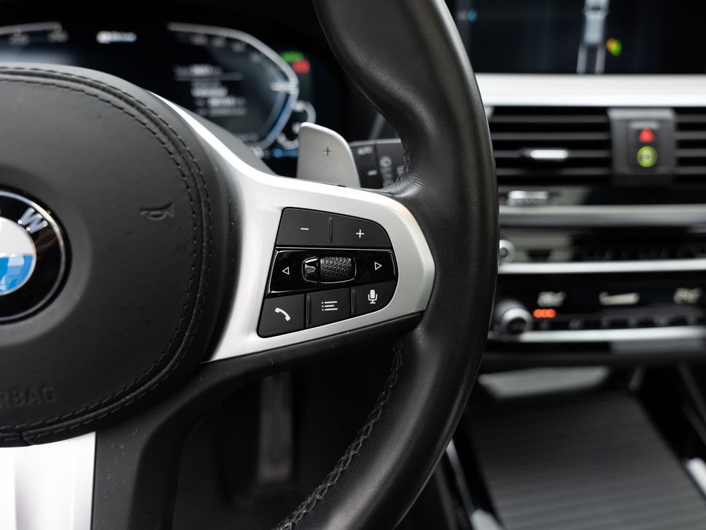 BMW X3 xDrive 30e M-Sportpaket - Samsaru's Car Outlet