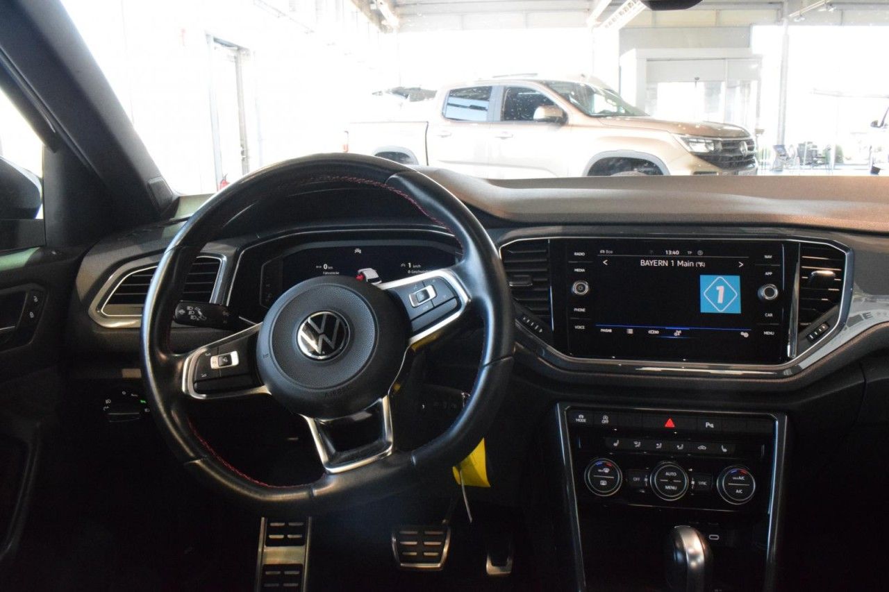 Volkswagen T-Roc Sport 1.5 TSI DSG - Samsaru's Car Outlet
