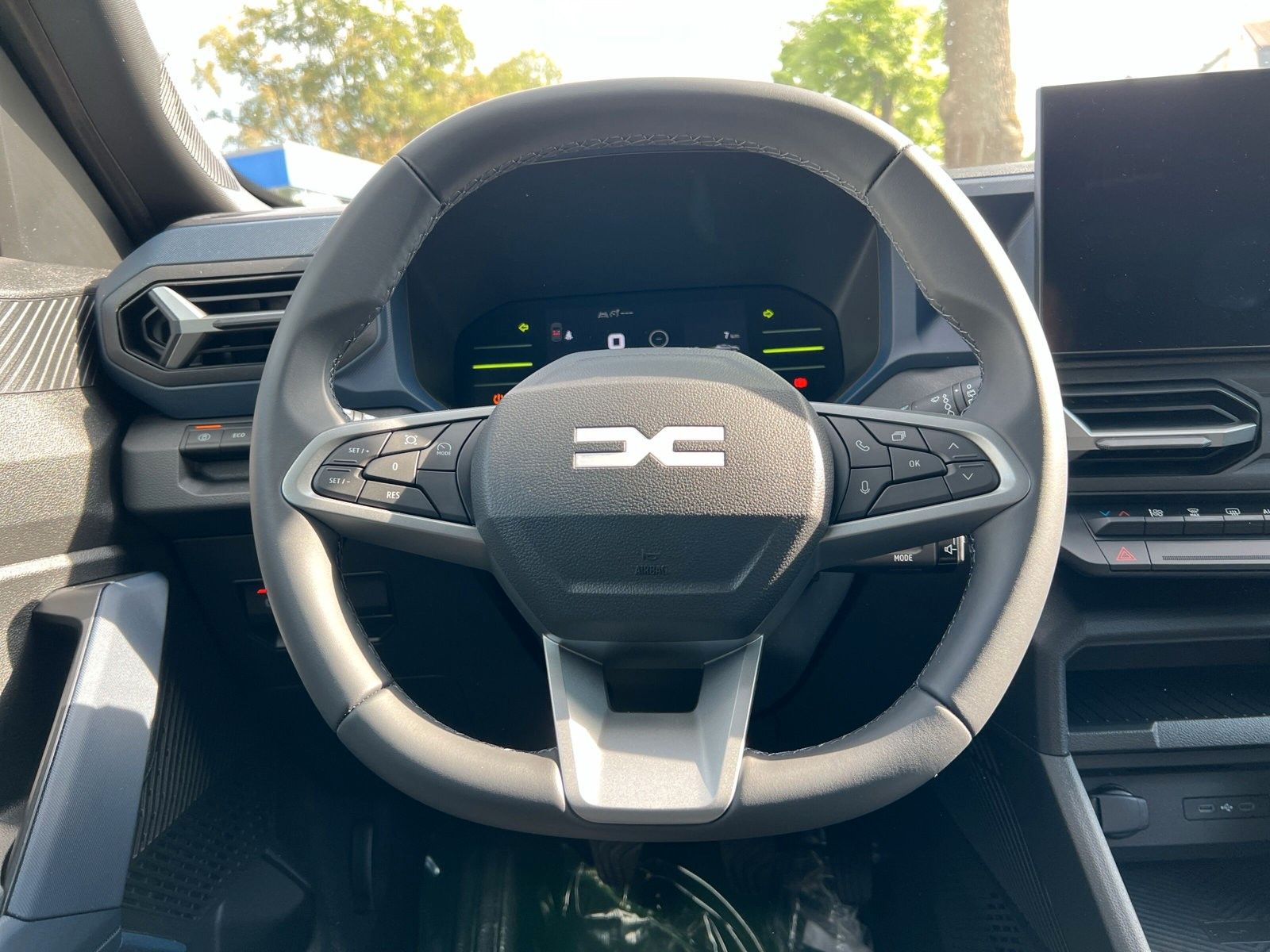 Dacia Duster TCe 130 Journey - Samsaru's Car Outlet