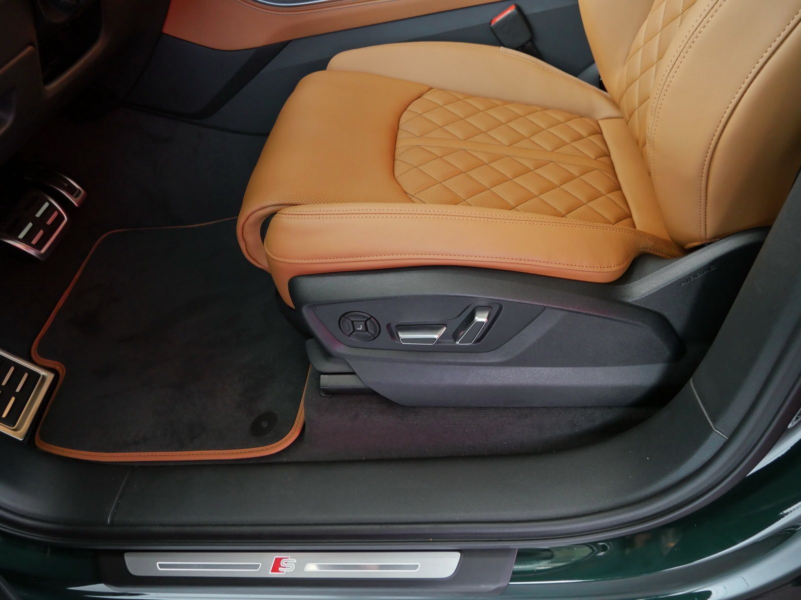 Audi Q7 SUV S line 50TDI qu.*AudiExclusive*7Sitze*AHK
