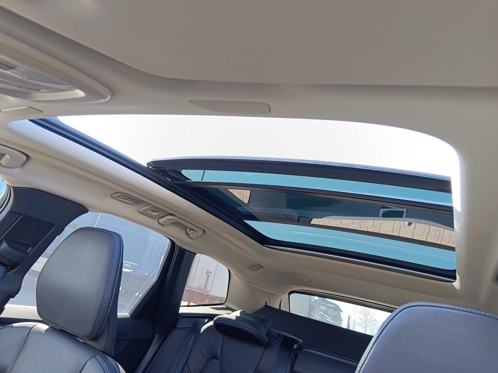 Volvo X 60 B5 AWD Ultimate Dark 360° KAMERA+PANO-DACH+